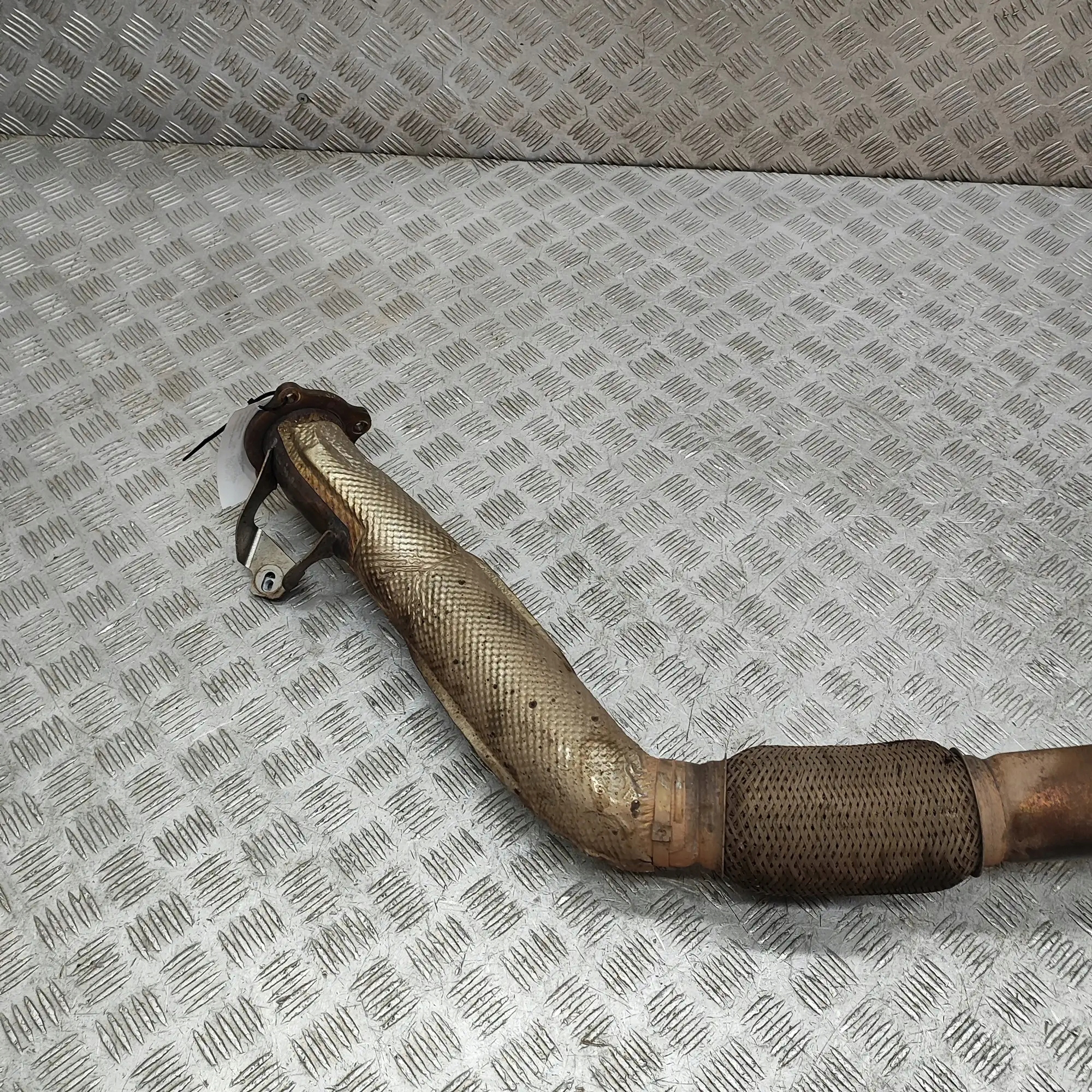 Porsche Abgastank OEM 4M0253300AM - Gebraucht image 3