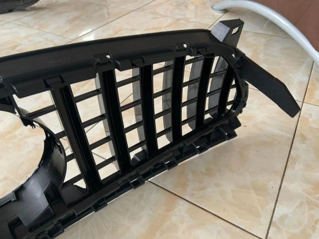 Grille MERCEDES-BENZ CLA COUPE (C117) A1178880460 2.0L petrol 2015