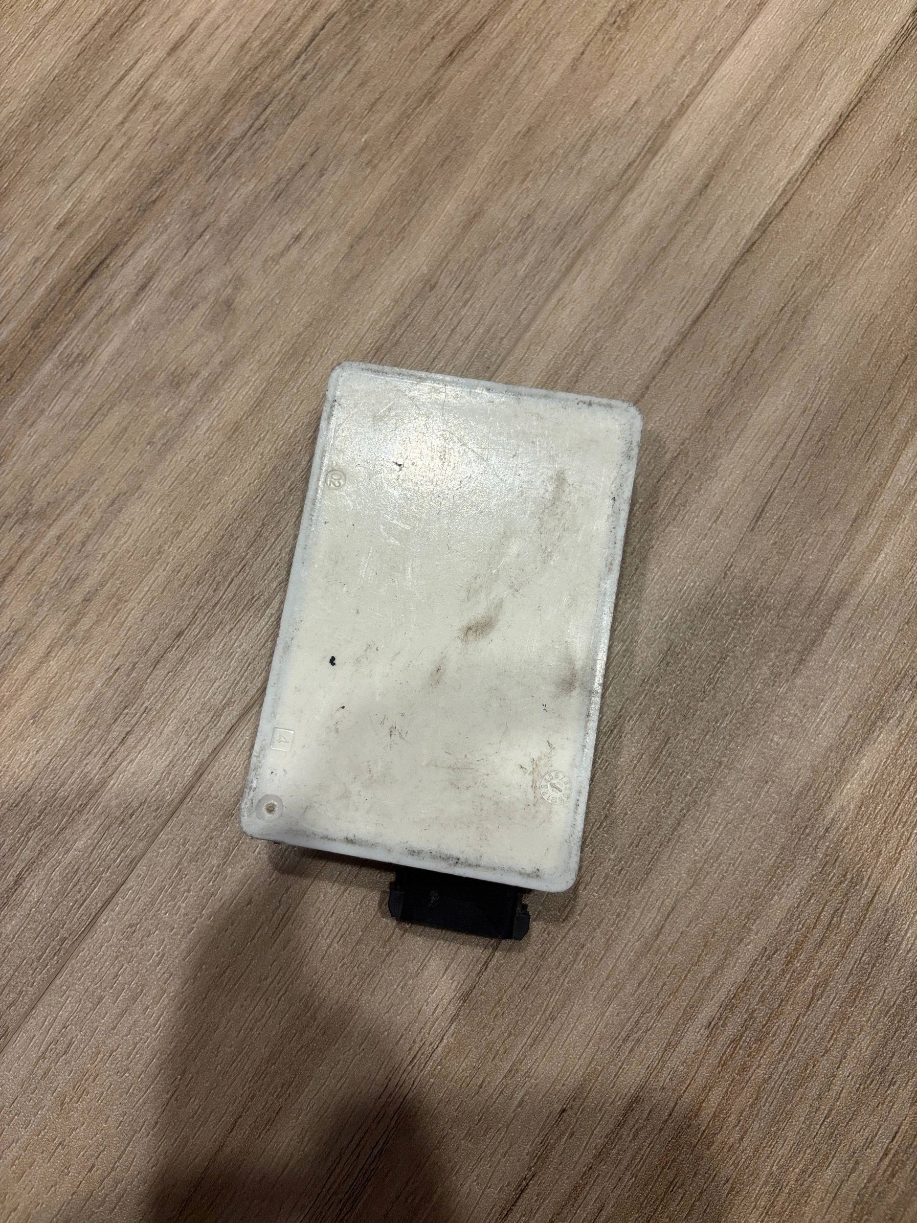 Tutkasensori OEM A0009055701 Mercedes W212 W218