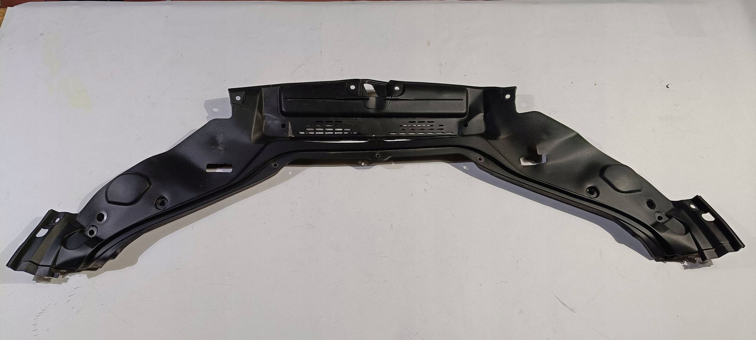 Support radiateur Maserati OE OEM 670042318 Occasion image 5