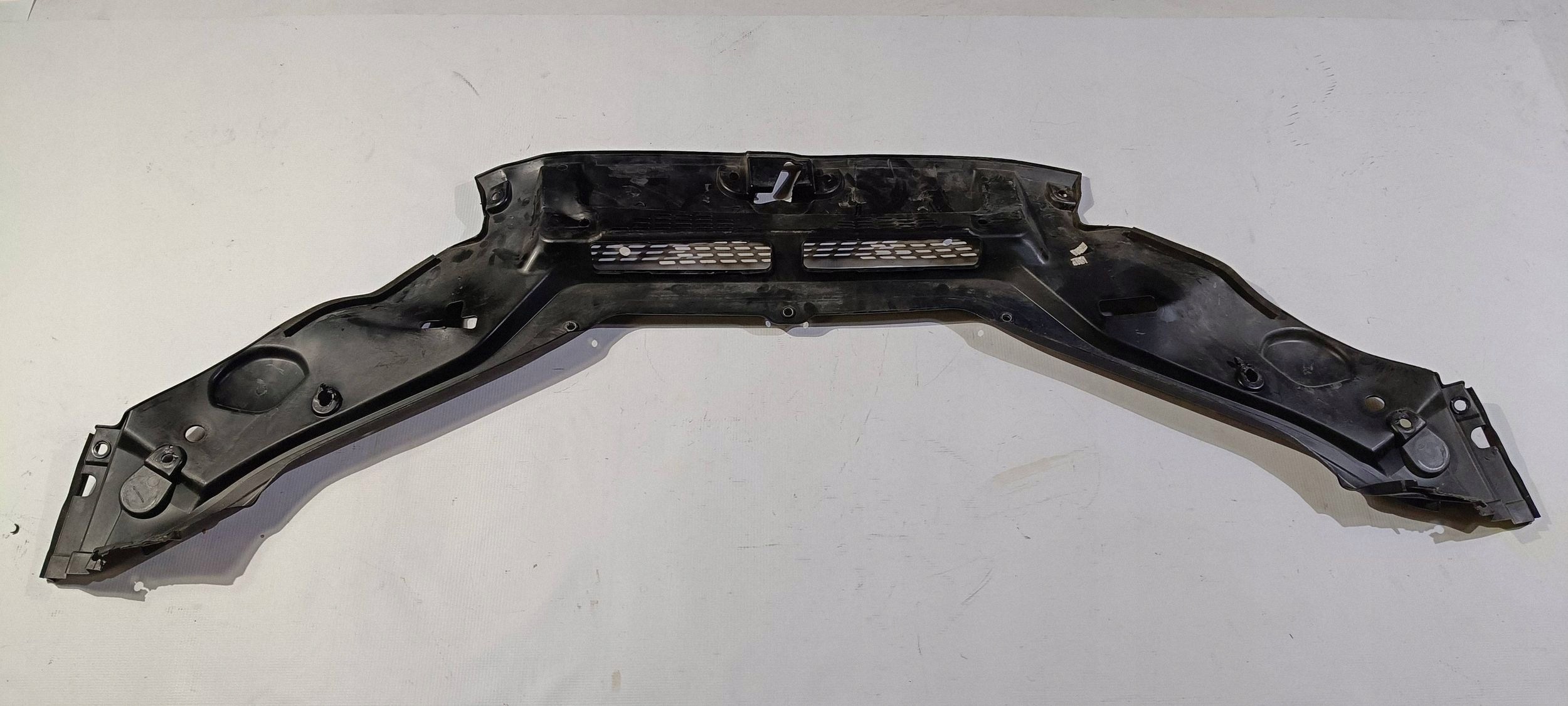 Support radiateur Maserati OE OEM 670042318 Occasion image 8