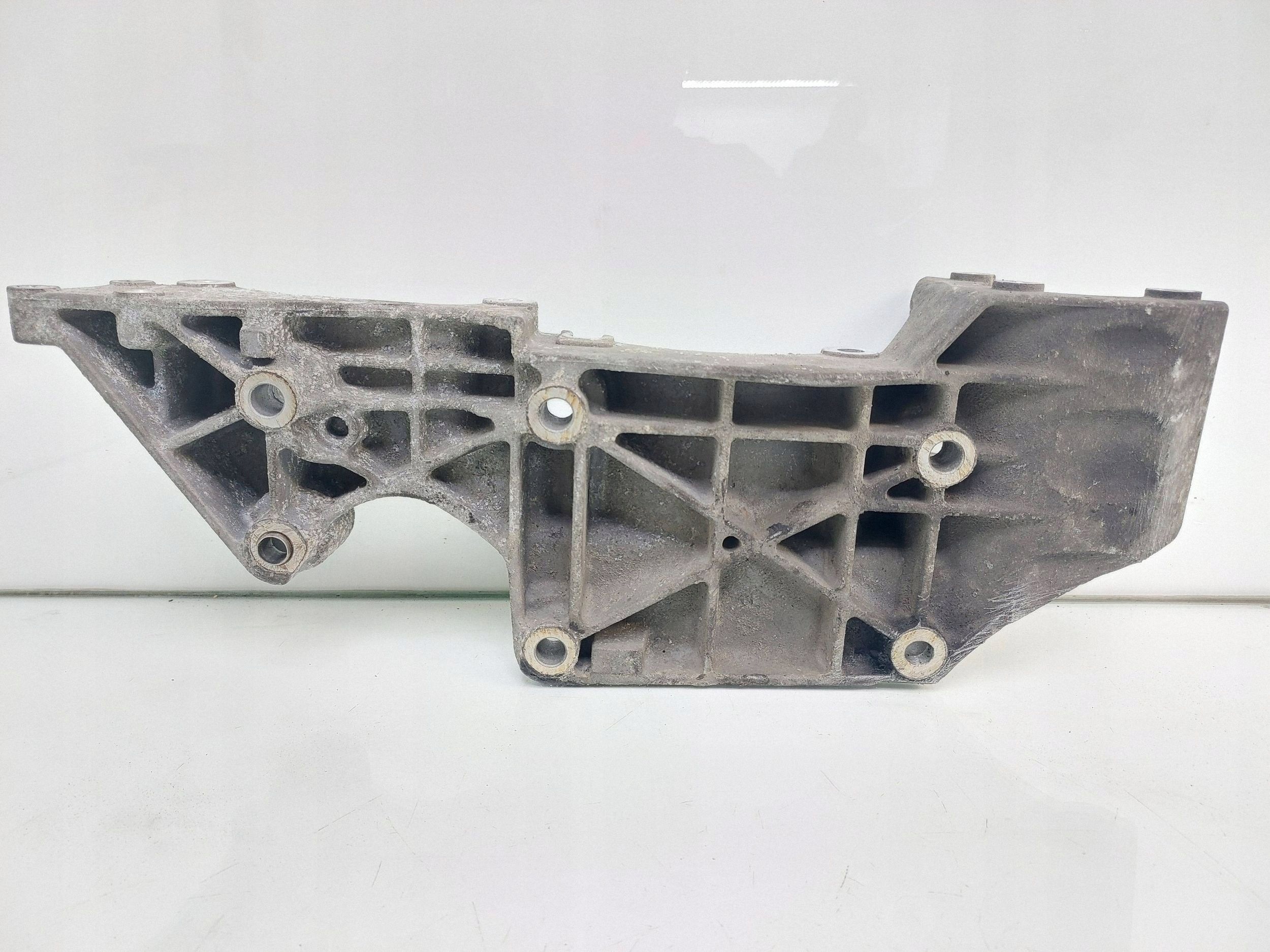 AC Compressor Mounting Bracket OEM 045903143C image 4