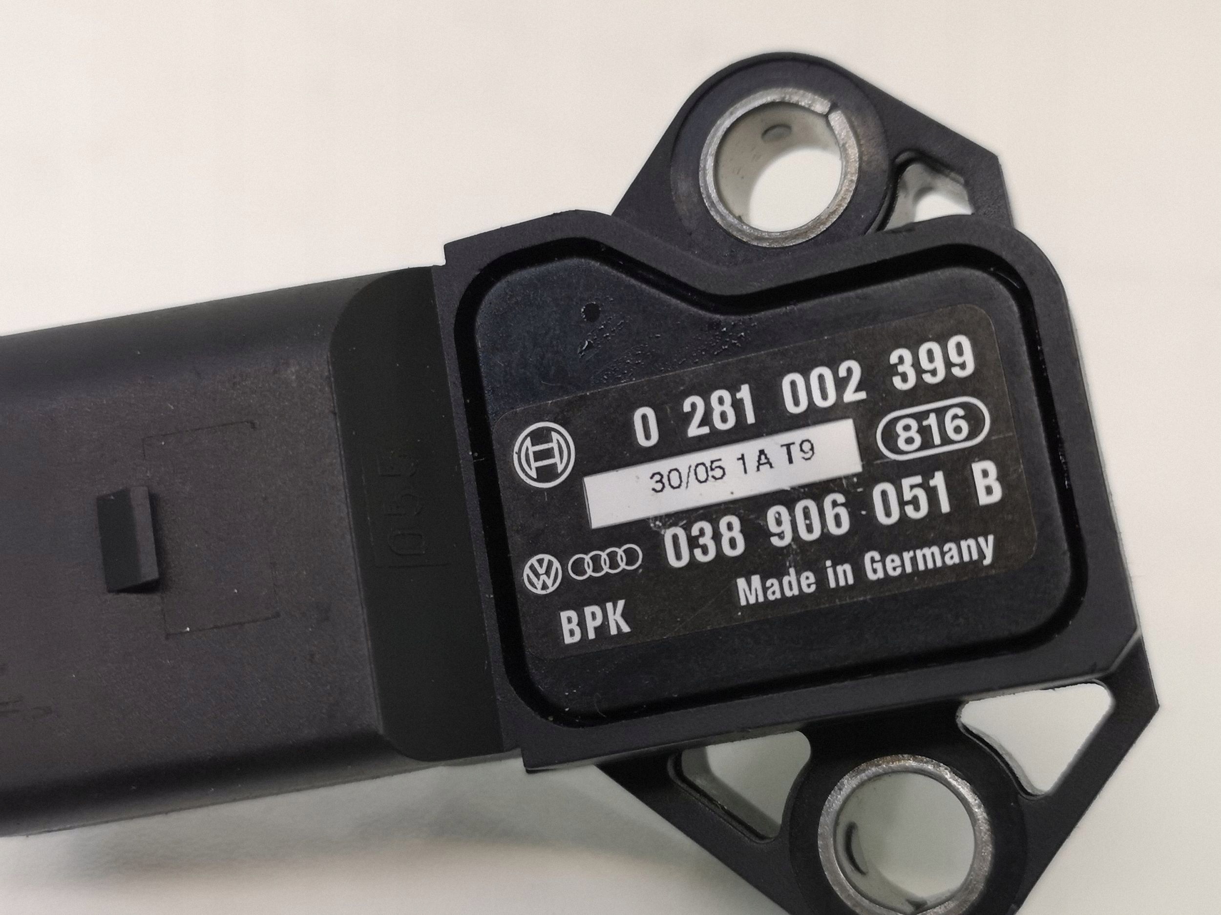 SEAT OE Drucksensor 038906051B - Gebraucht