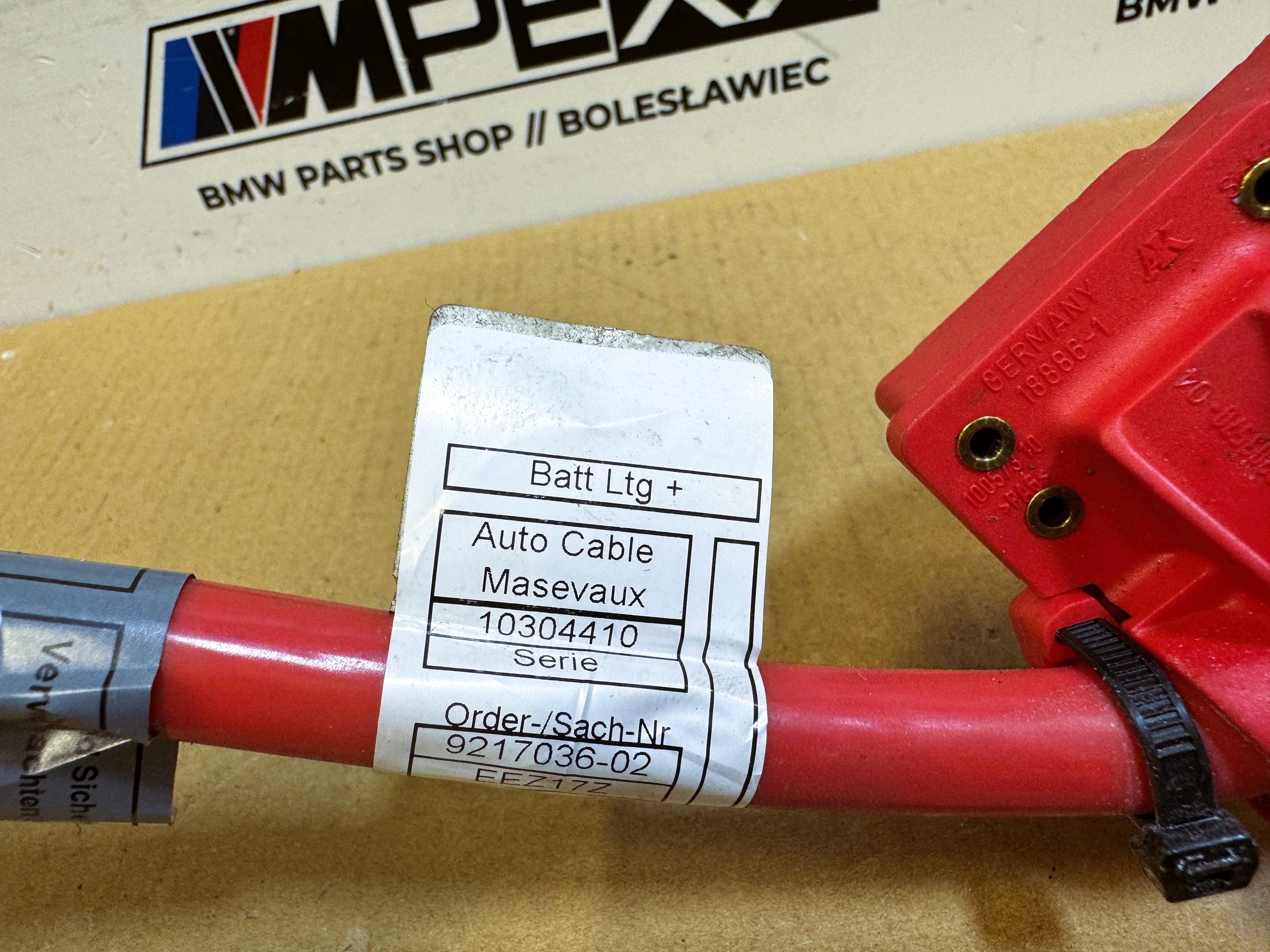 BMW F10 F11 Clamp OEM 9217034 - Used Condition image 5