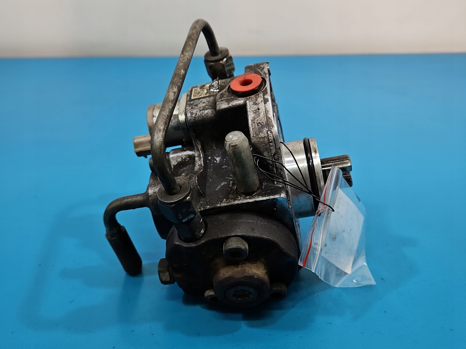 Pompe à injection Denso 22100-0R020 d'occasion image 4