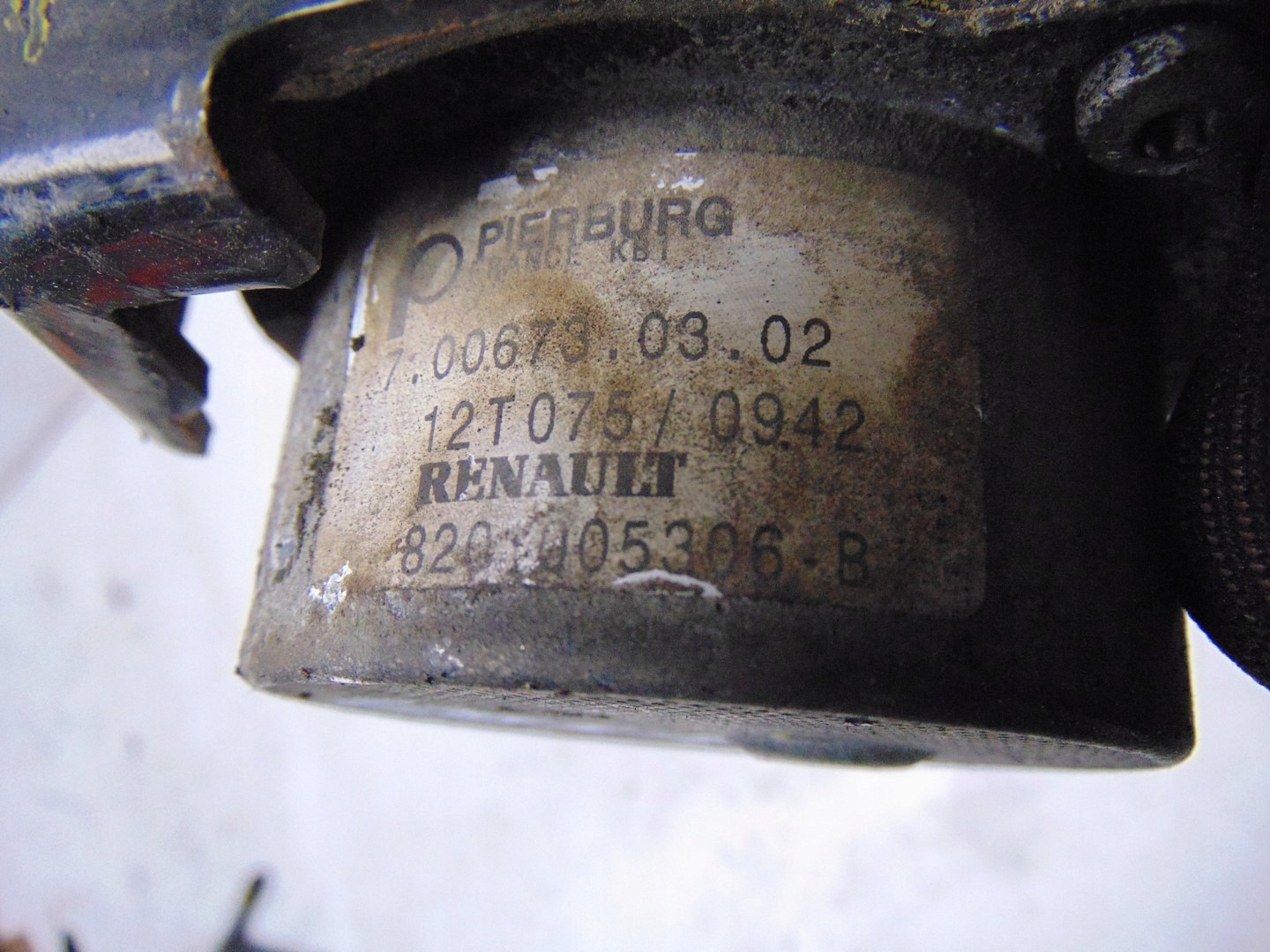 Bomba de vacío OEM 8200005306B para Renault Grand Scénic II image 6