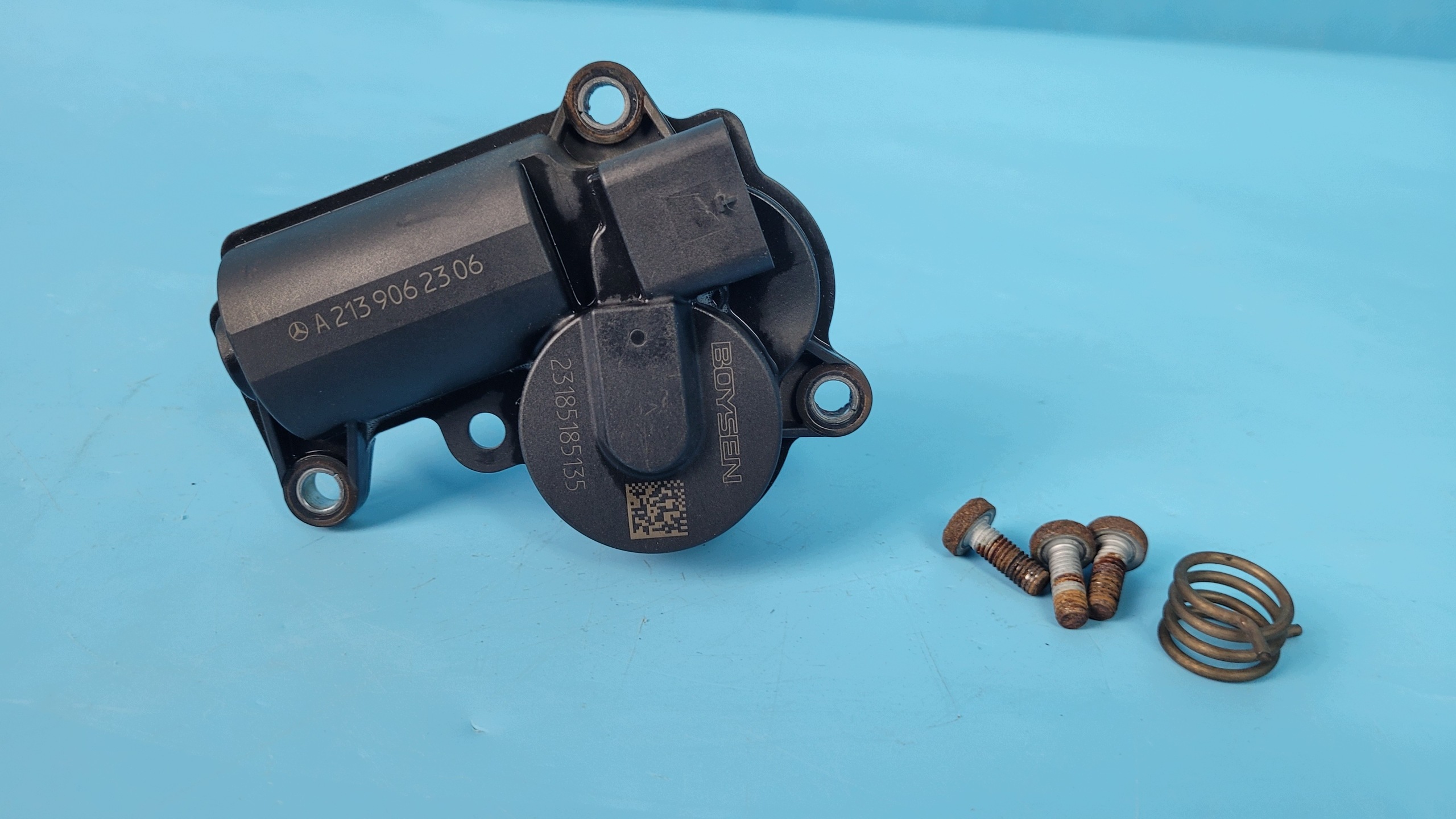 Mercedes-Benz C W206 luchtklepmotor OEM A2139062306 image 2