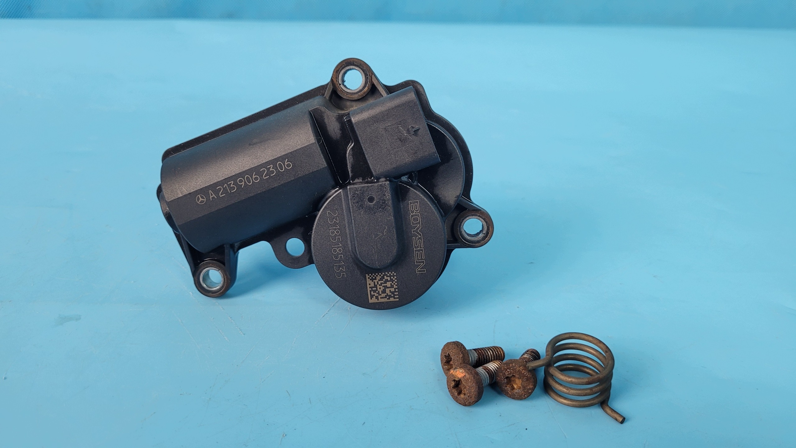Mercedes-Benz C W206 luchtklepmotor OEM A2139062306 image 7