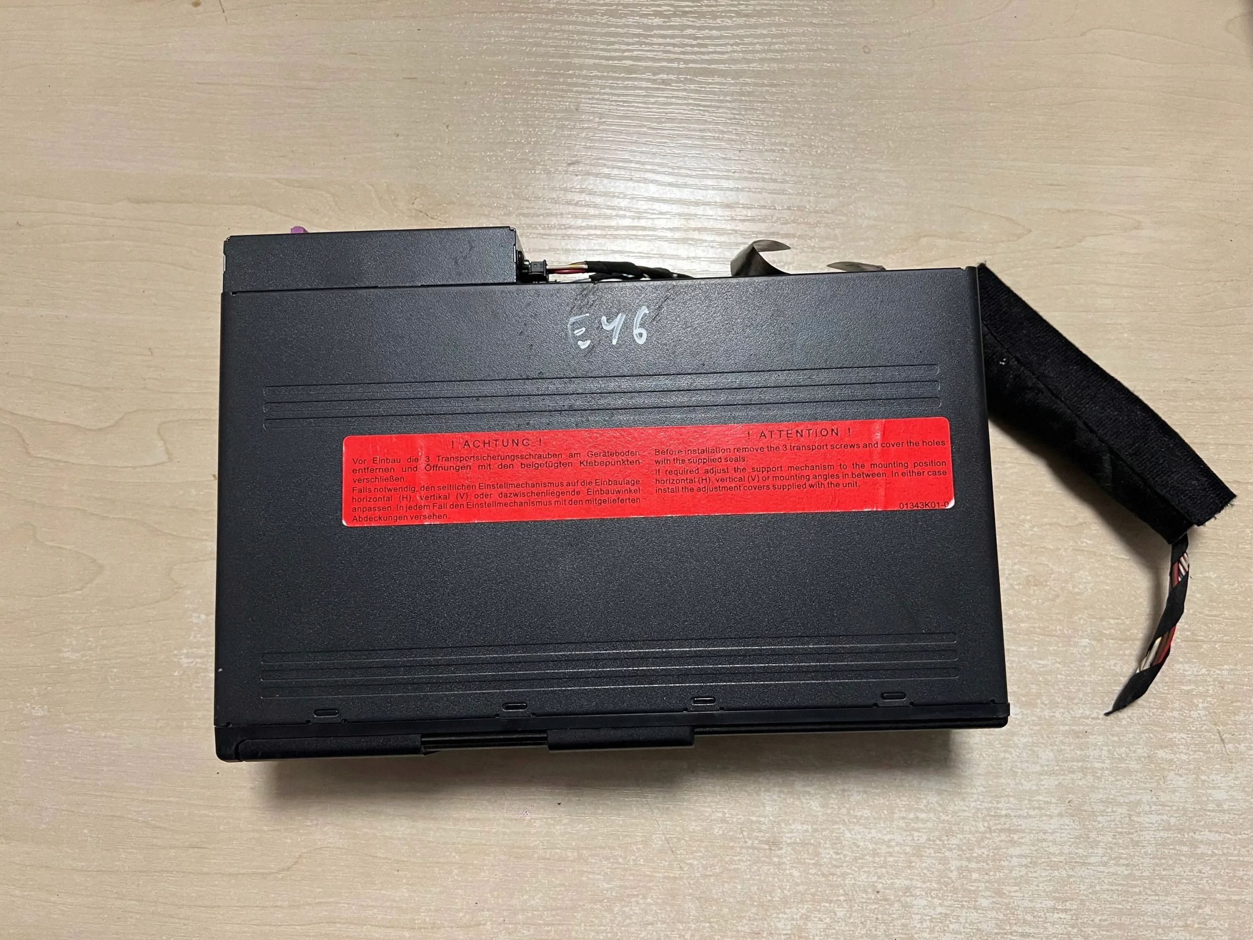 Changer CD BMW OEM 6946989 pour 316 E46 image 3