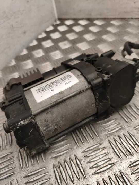 Compresseur suspension Jeep OE 68204730AG image 4
