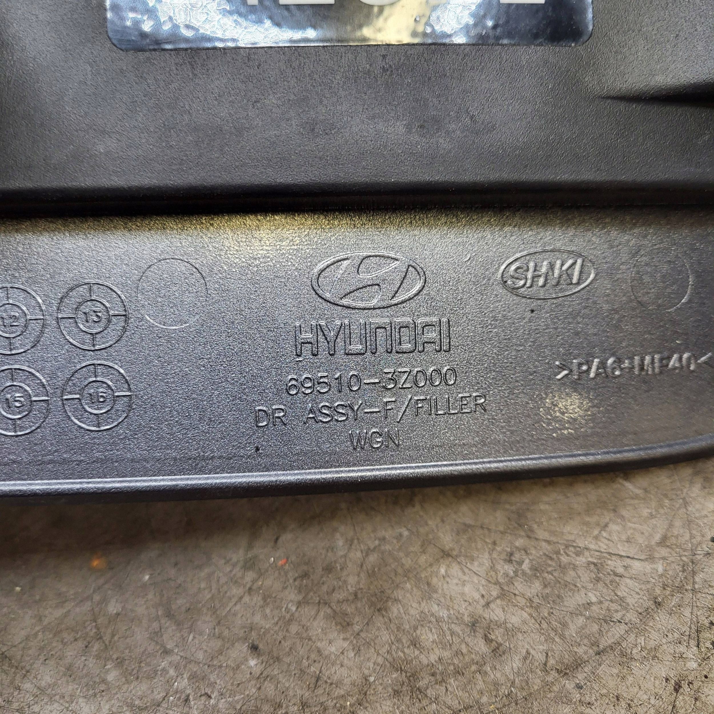 Hyundai i40 Kraftstoffklappe OEM 81596-3Z000 - Gebraucht image 6