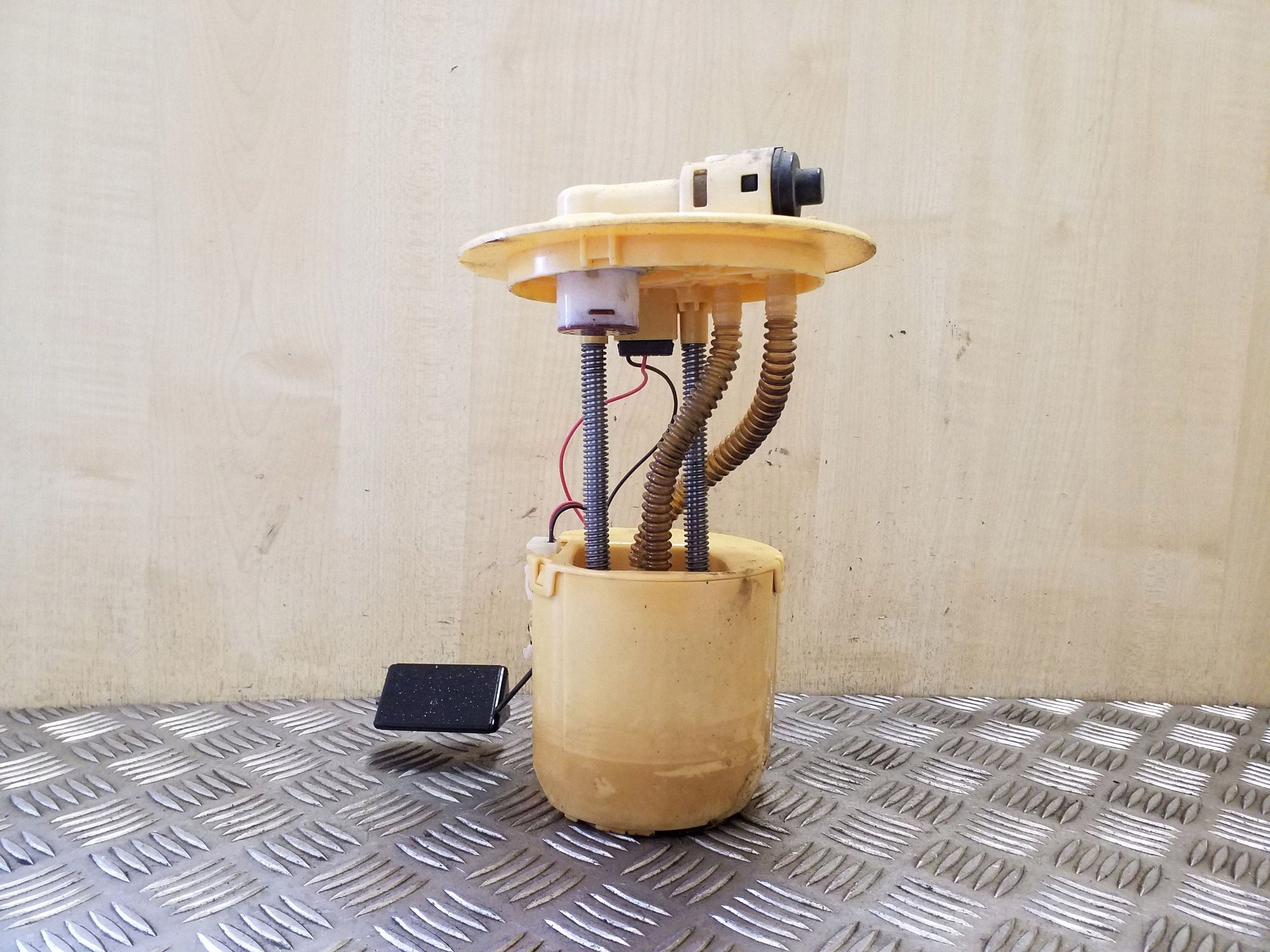 Bomba de combustível OEM 770100F020 para Toyota Corolla Verso image 5
