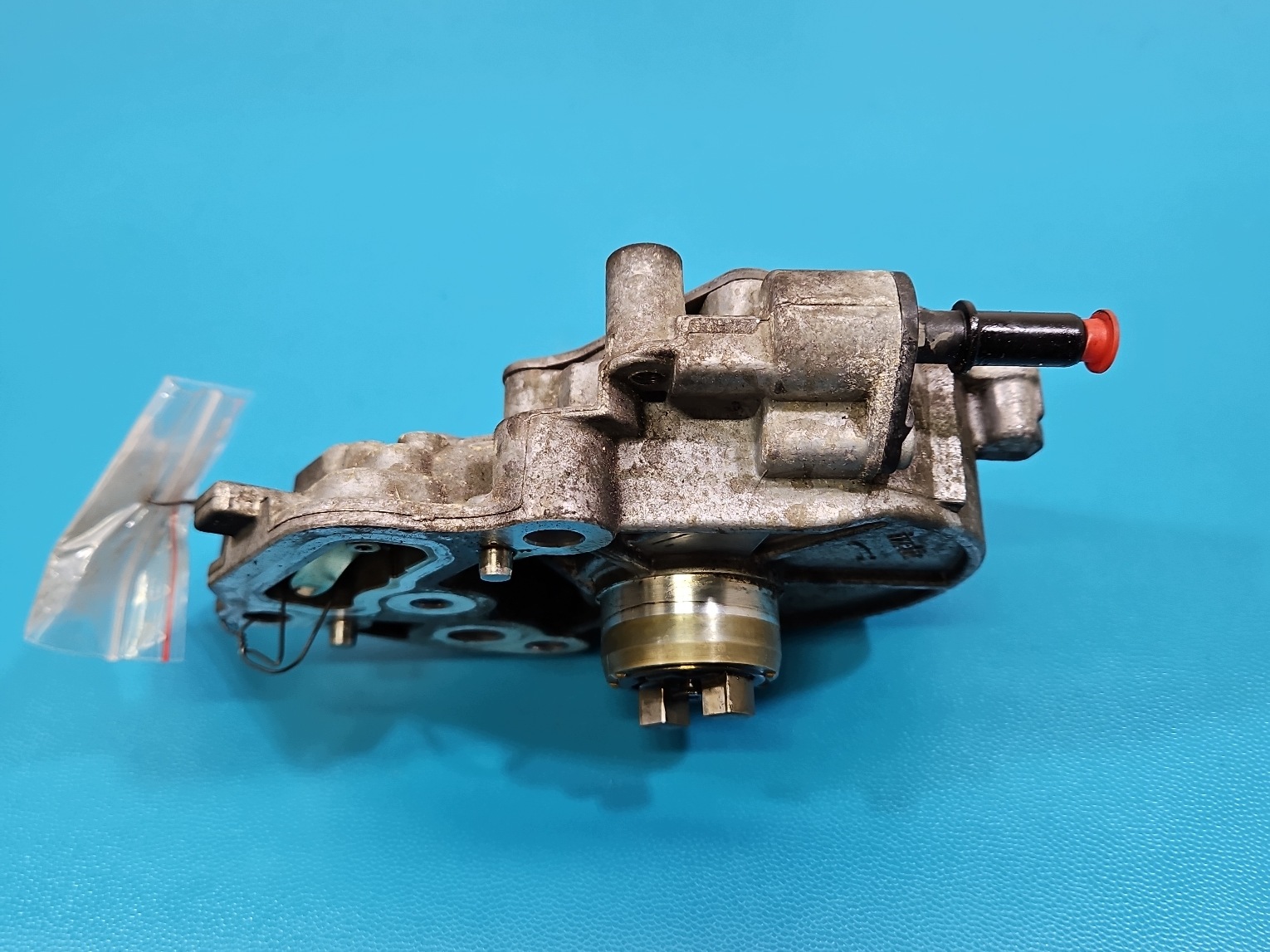 Bomba de vacío OEM 12678247 para Opel Insignia B image 3