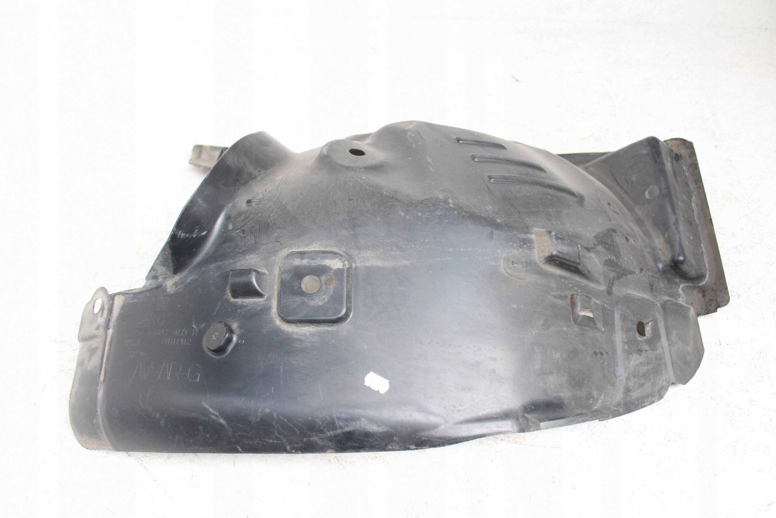Vasen etulokasuoja OEM 638430739R Renault Zoe II:lle