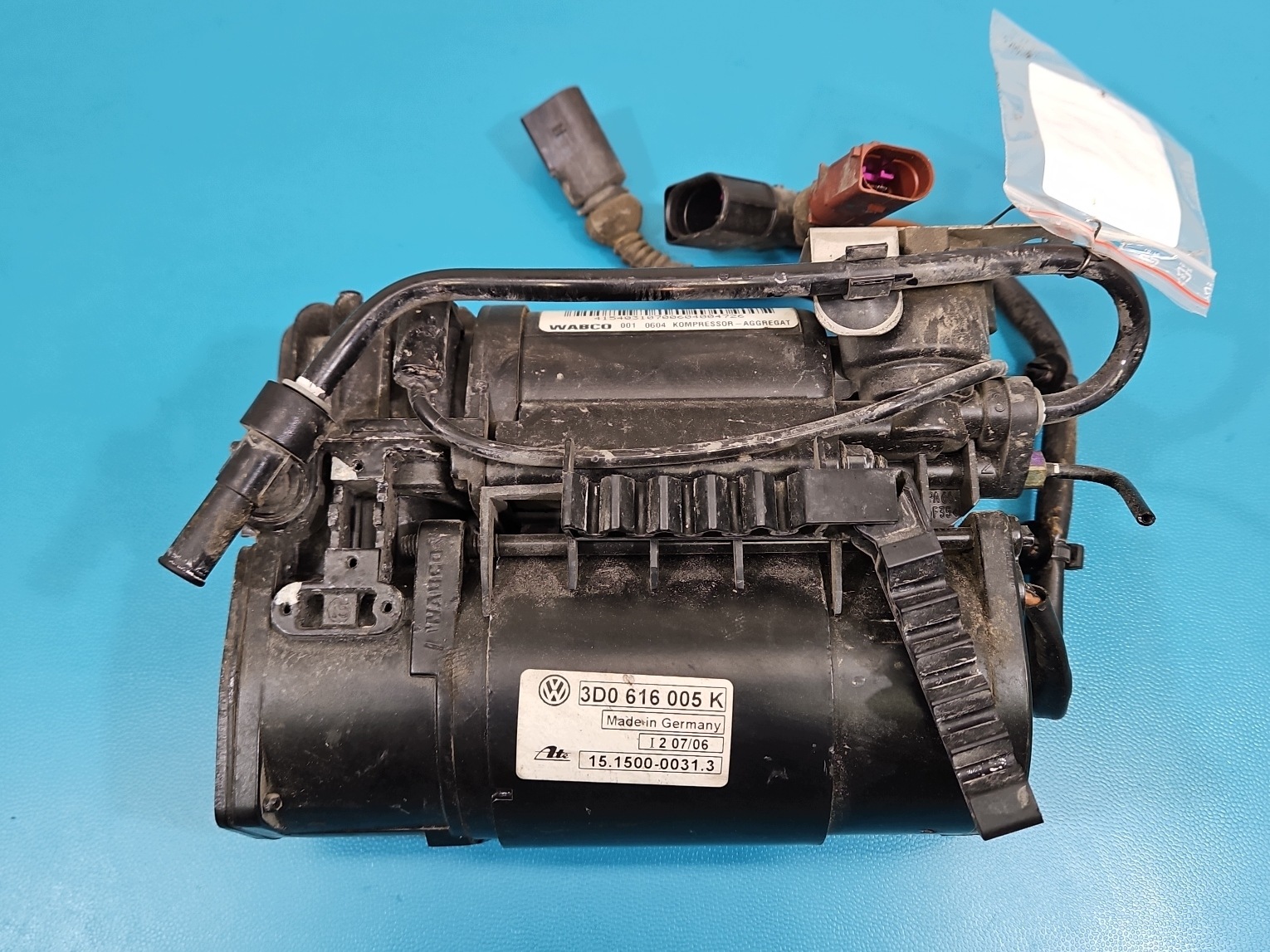 Federdruckdämpfer VW Phaeton OEM 3D0616005K
