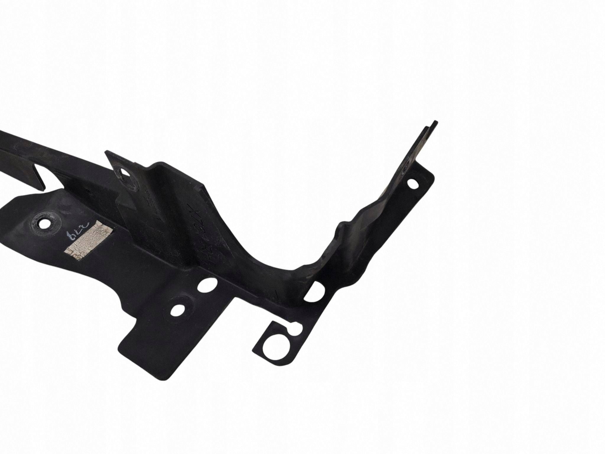 Panel lateral montaje radiador Jaguar F-Pace OEM HK83001A04AC image 5
