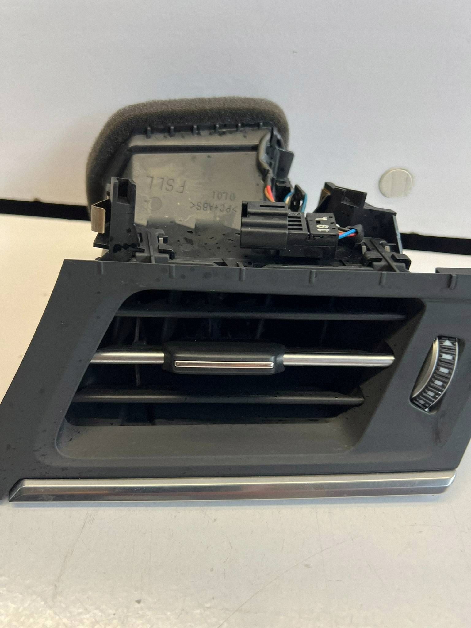 Dashboard ventilatie OEM 4K1820901A Audi A7 Sportback image 3