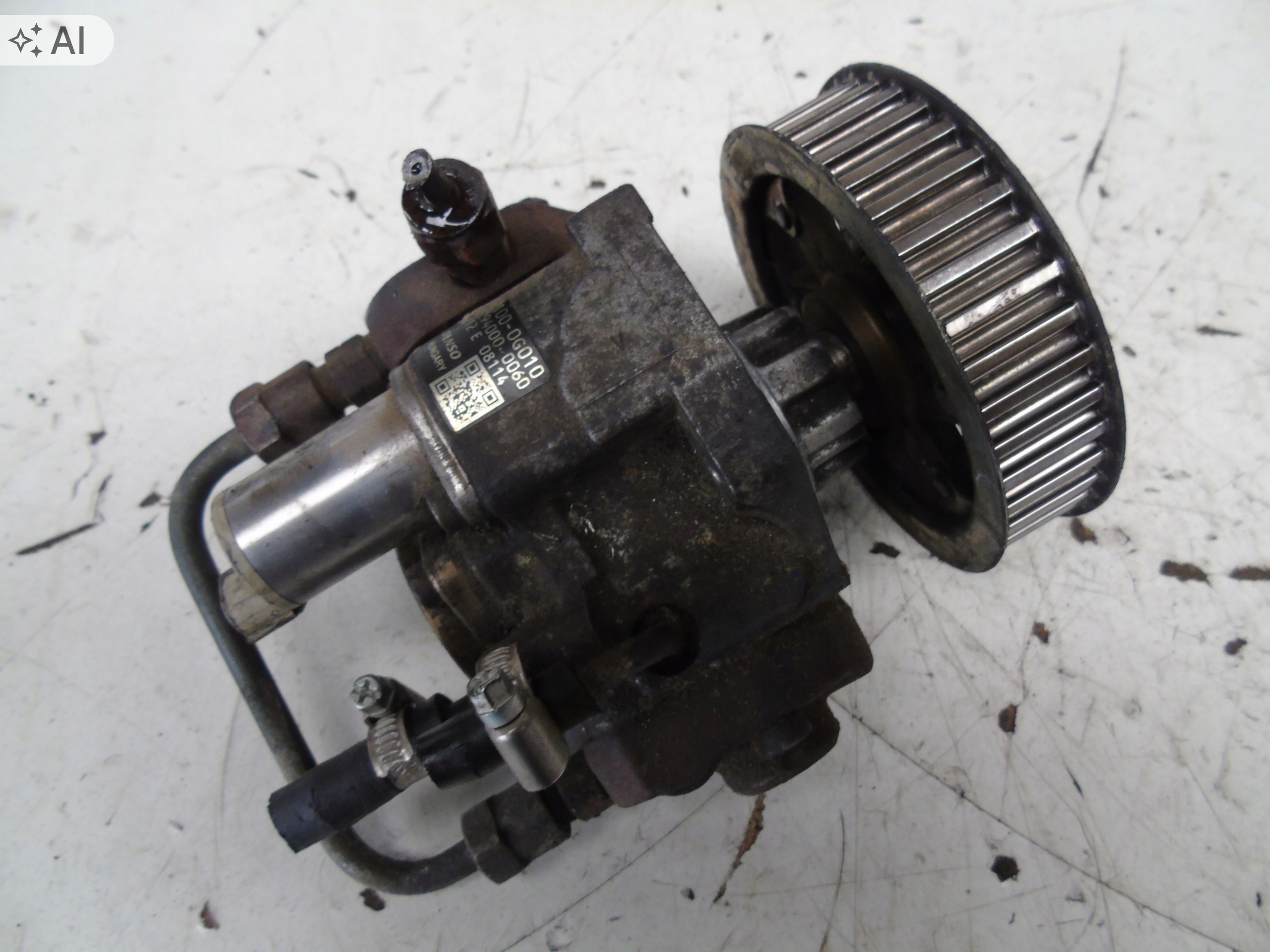 OEM 221000G010 Korkeapainepumppu - Käytetty