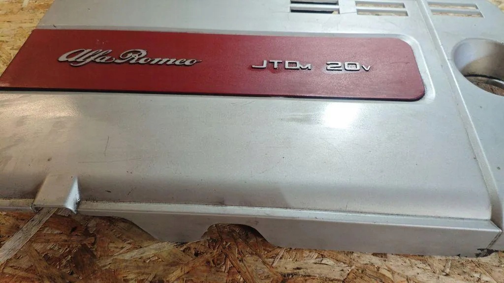 OEM 55201211 Upper Engine Cover for Alfa Romeo 159 image 6