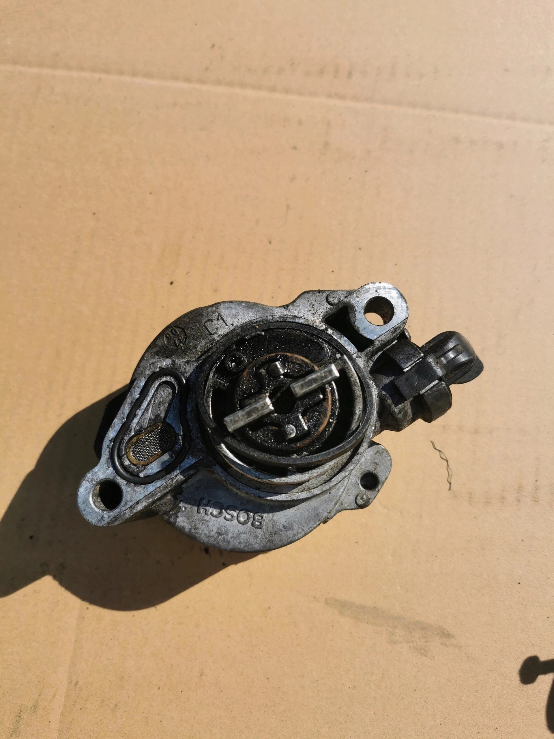 Pompe à vide OEM D156-2A pour Ford Focus MK2 1.6 TDCI image 3