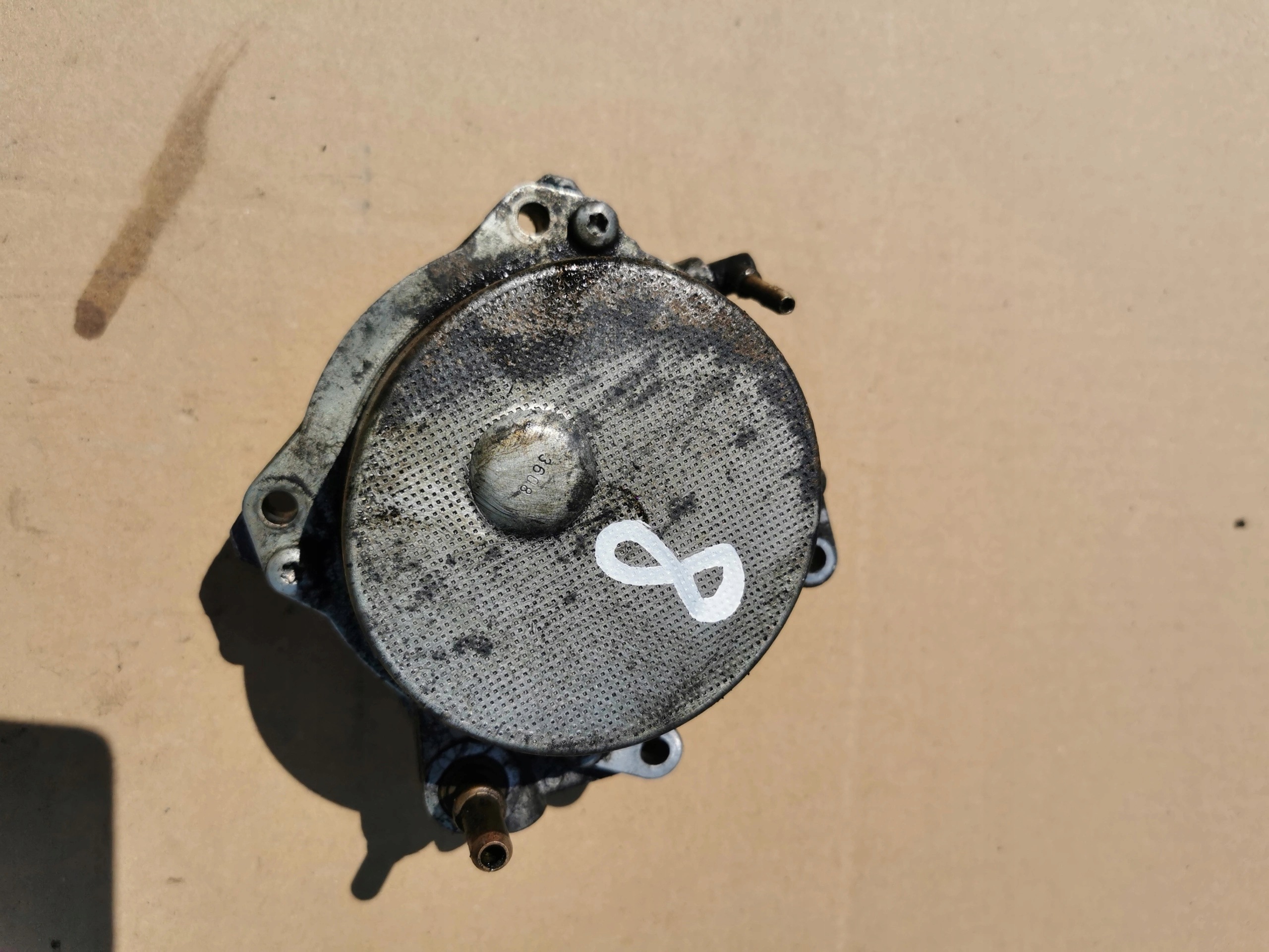 Tyhjiöpumppu OEM 55205446 Lancia Delta III 2.0L:lle