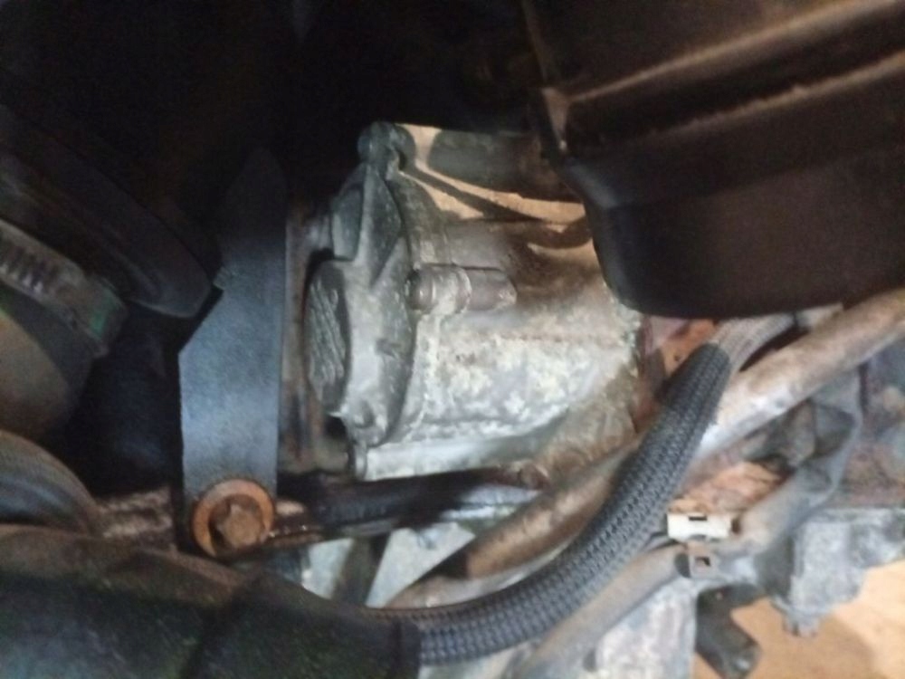 Bomba de vacío Mercedes OEM A6512300165 para Sprinter image 4