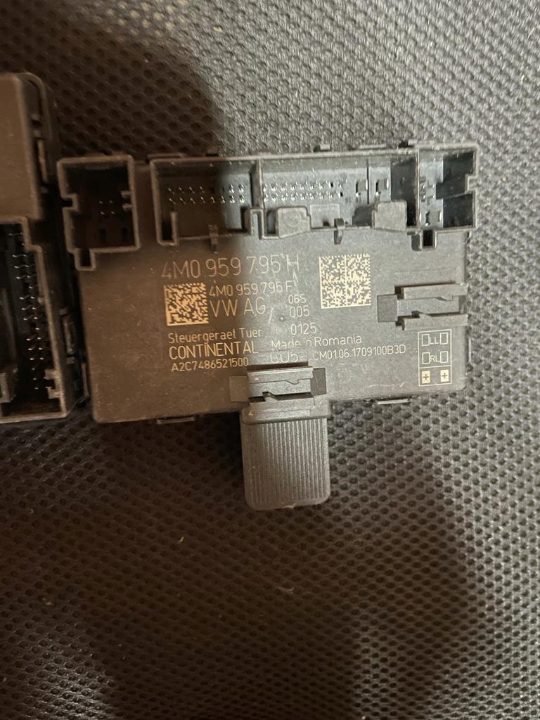 Module de porte Porsche Panamera OEM 4M1959793C image 3