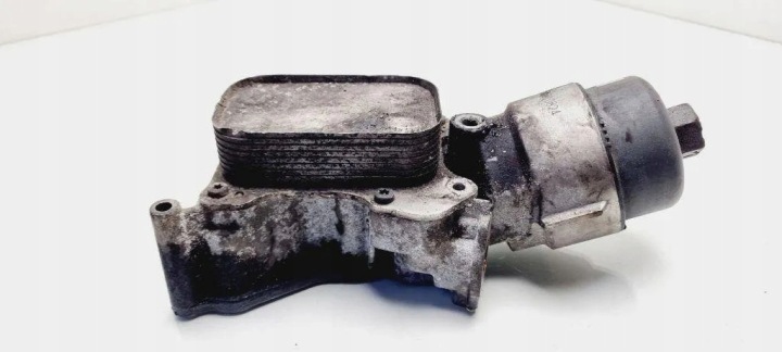 Öljynjäähdyttimen suodattimen alusta 55210824 Fiat Lancia Opel 1.3 M-Jet