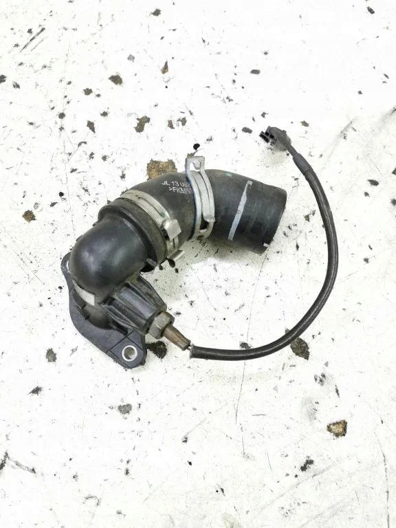 Conduto de ar da cabine Mercedes-Benz OEM 147138491R - Usado image 2