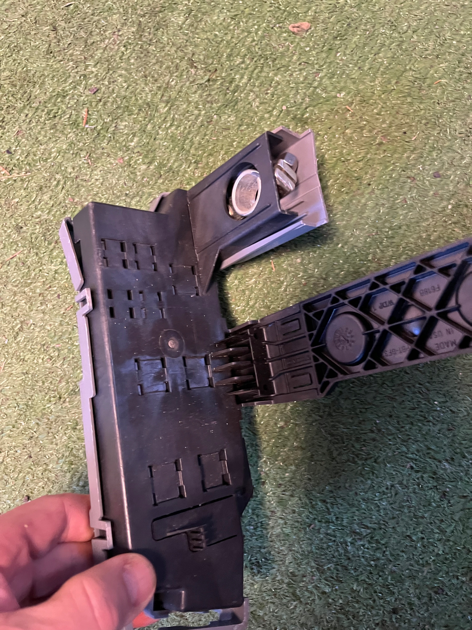 Miinusnapakaapeli OEM 255609 Mercedes GLE image 3
