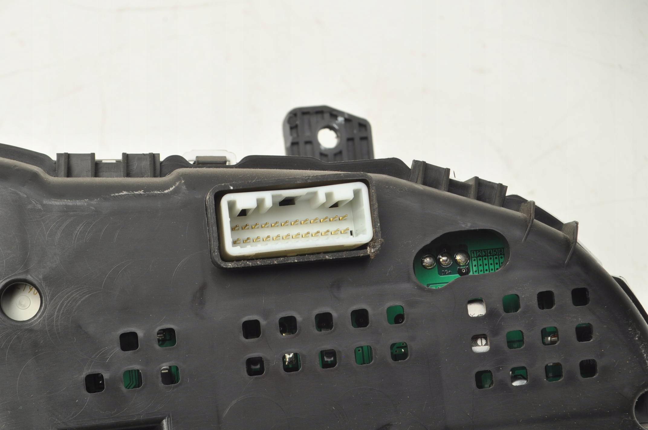 OEM 94003-2R030 Mittaristo Hyundai i30 1.4i:lle image 7