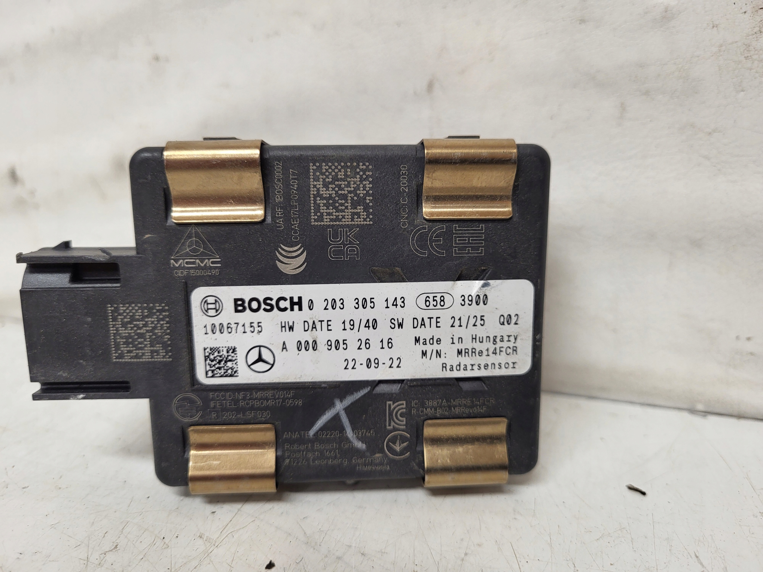 Mercedes Distronic Radarsensor OEM A0009052616