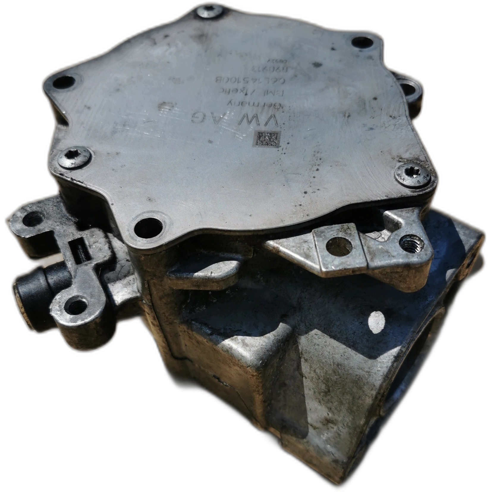 Audi OE 06L145100B Vacuum Pump - Used image 2