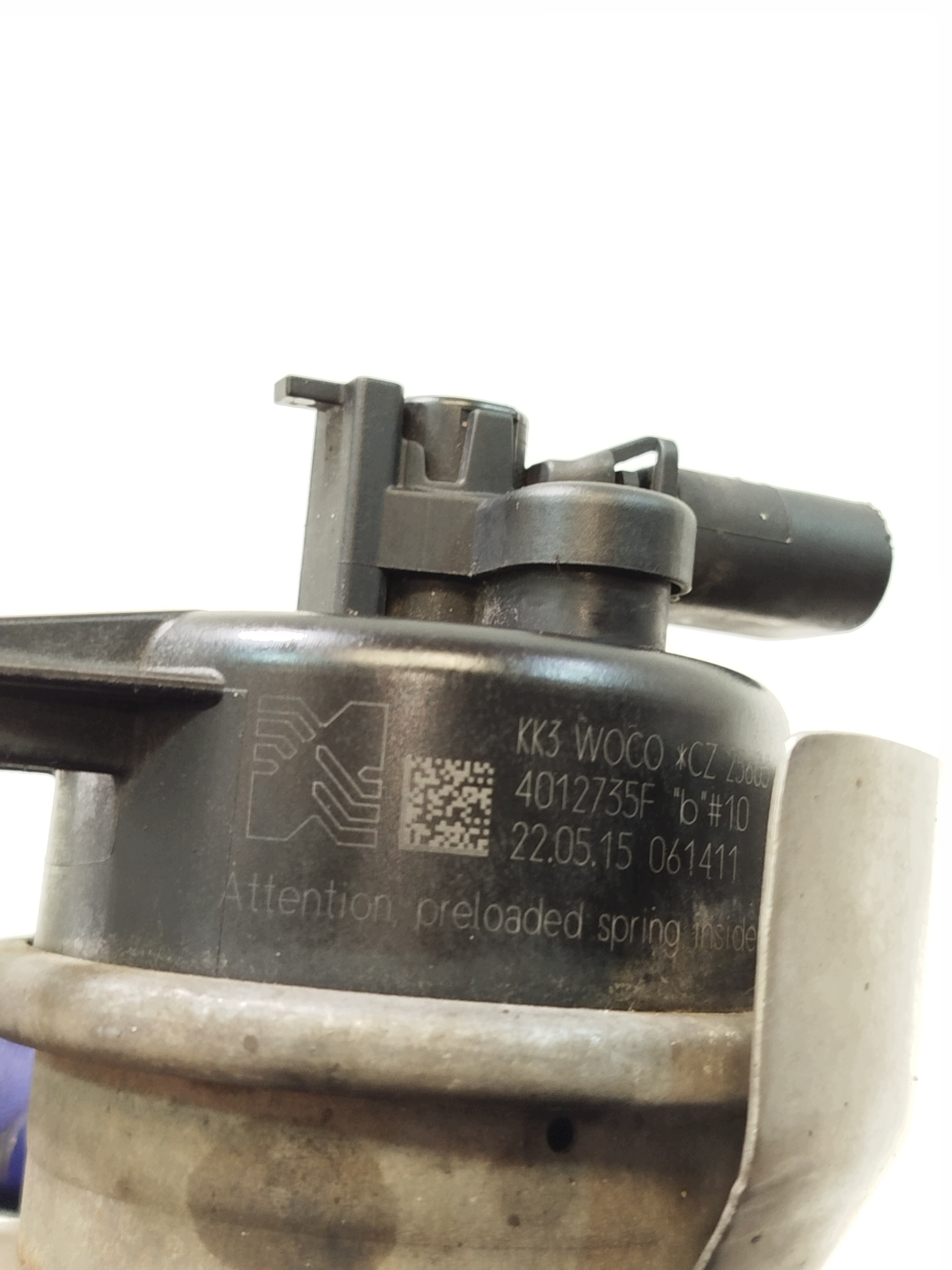 VW Passat B8 1.6 TDI Turbo OEM 04L253016T image 4