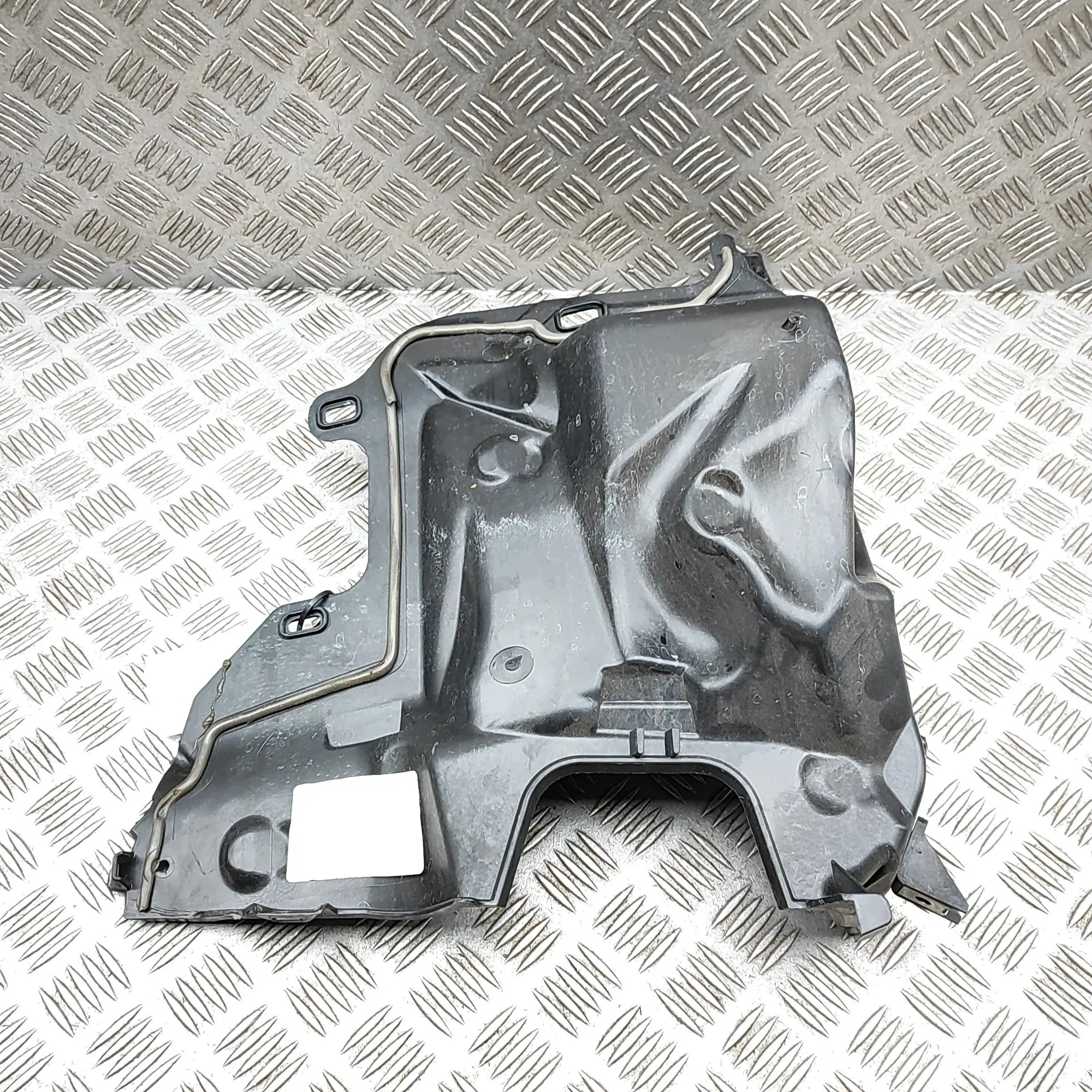 Moottoritilan osat OEM A1676200403 Mercedes-Benz GLE image 3