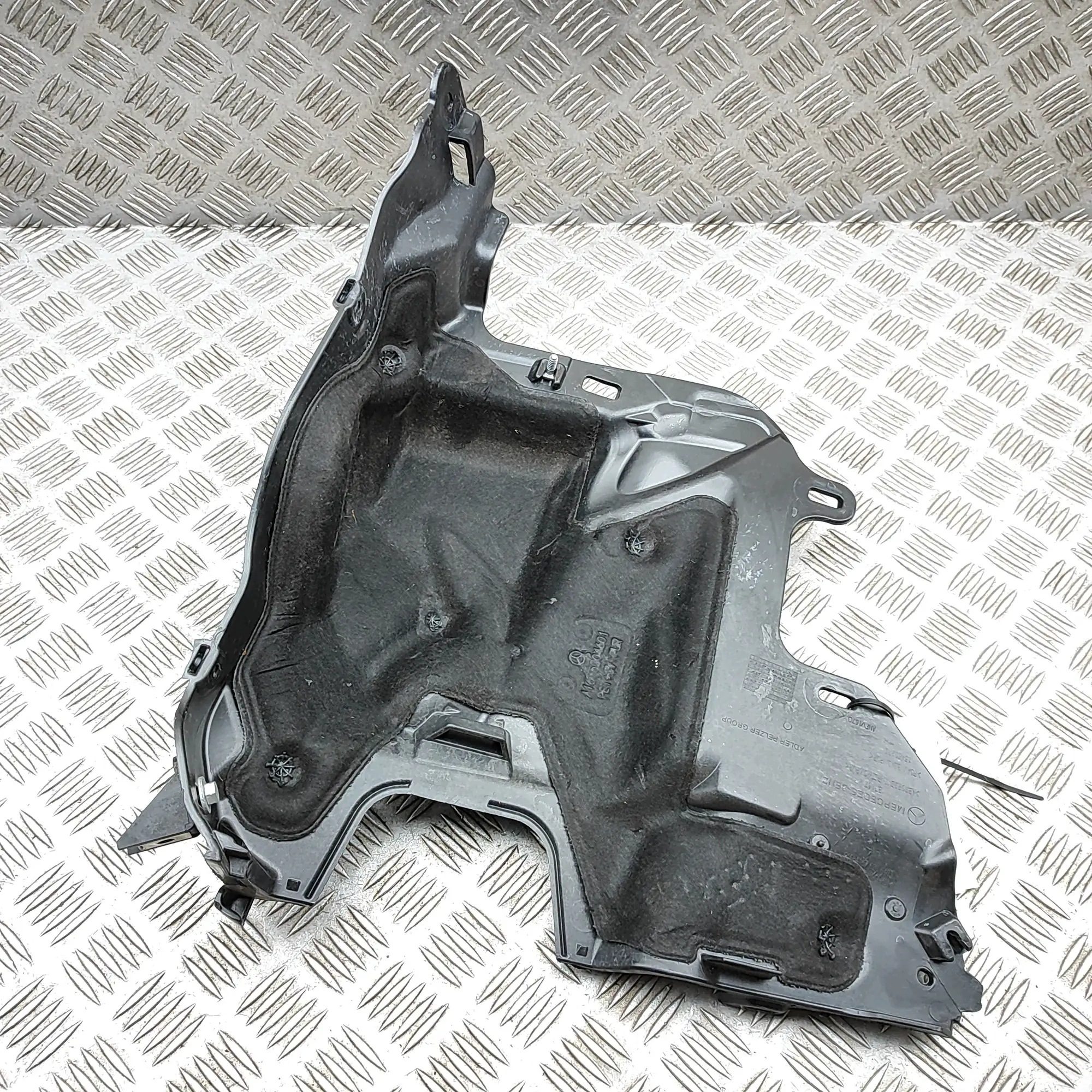Moottoritilan osat OEM A1676200403 Mercedes-Benz GLE image 5
