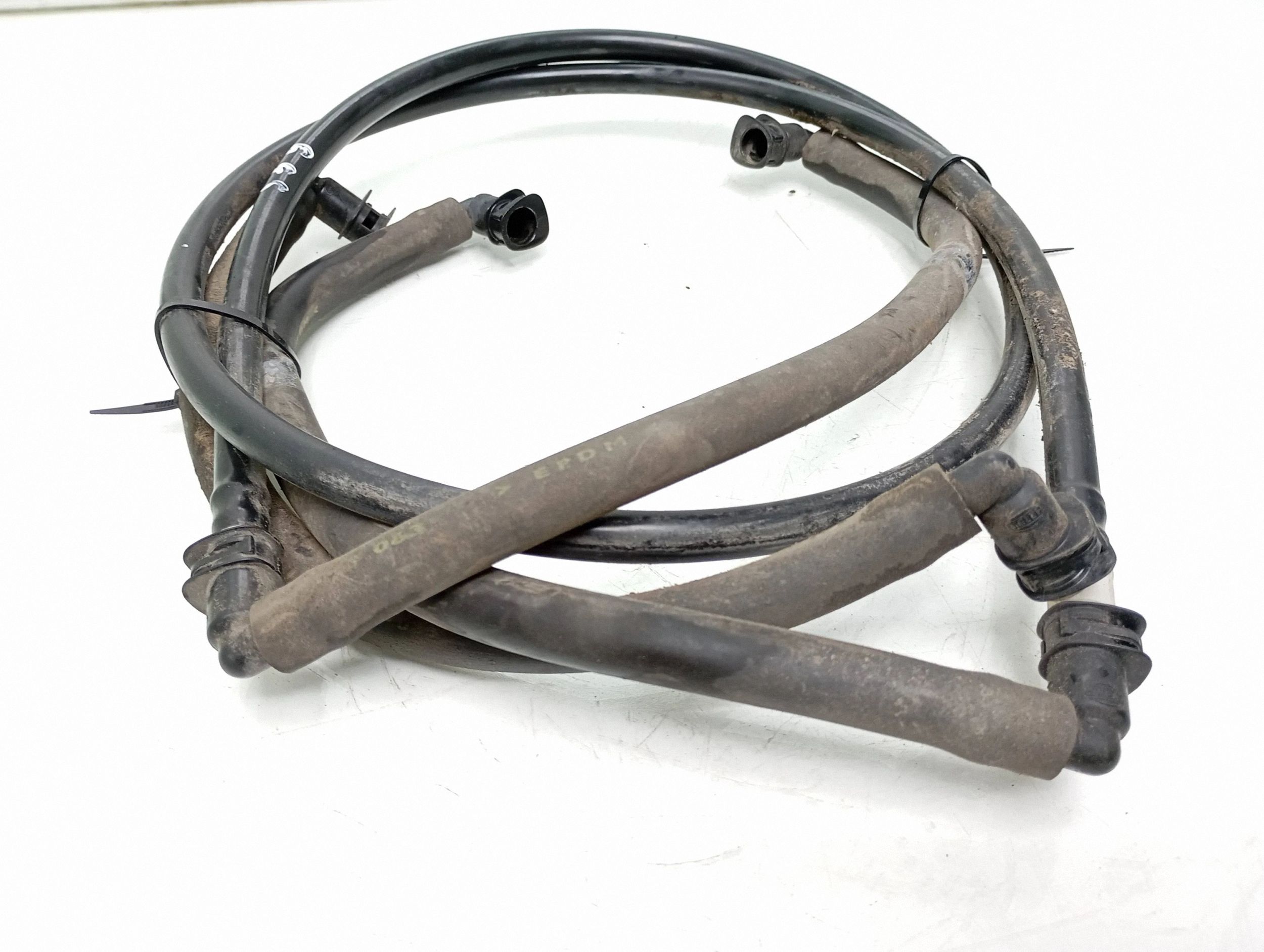 Durite de Pompe à Lave-glace VW OEM N67063 Touareg image 4