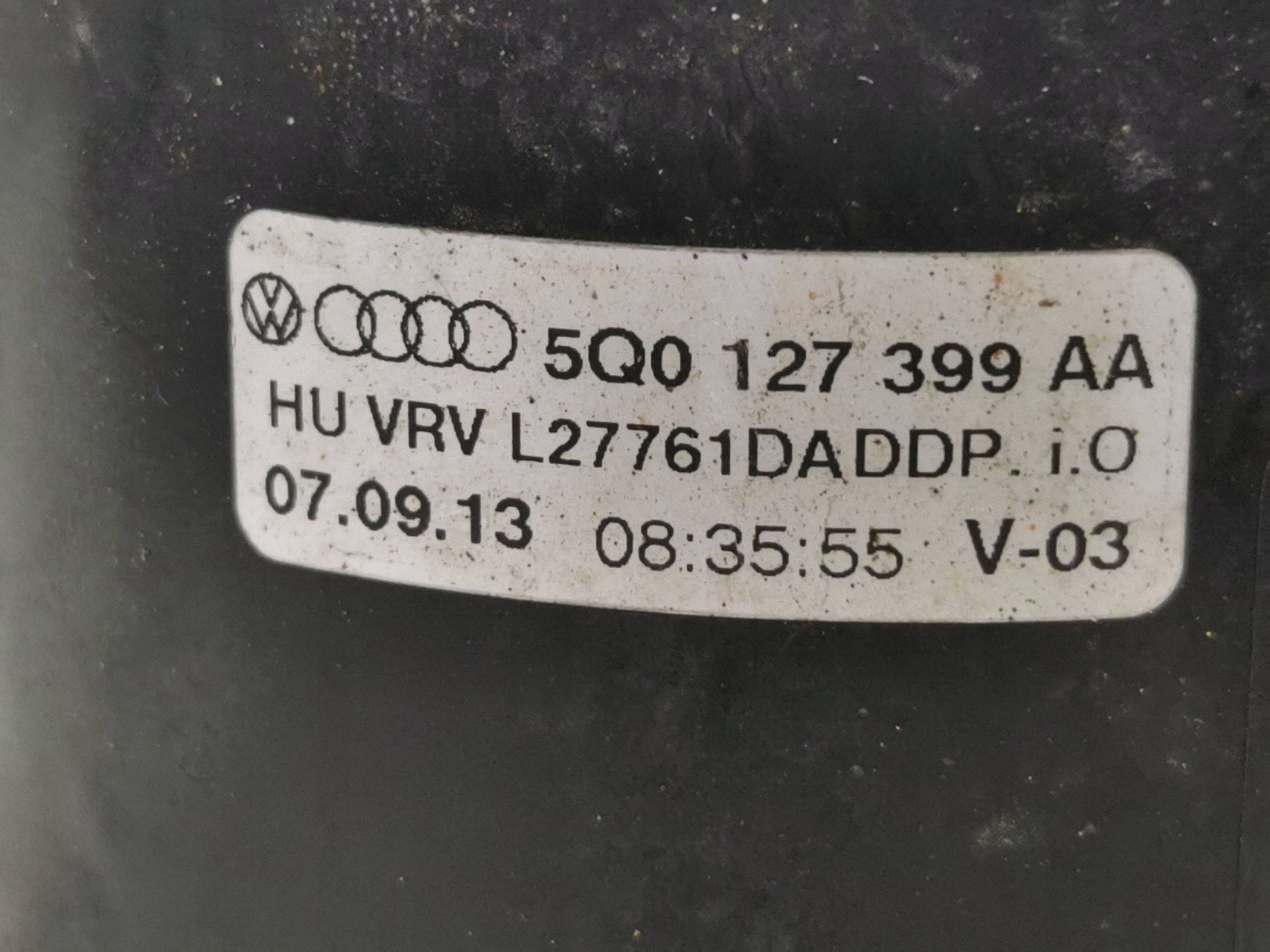 Käytetty polttoainesuodinkotelo OEM 5Q0127399AA Audi A3:lle
