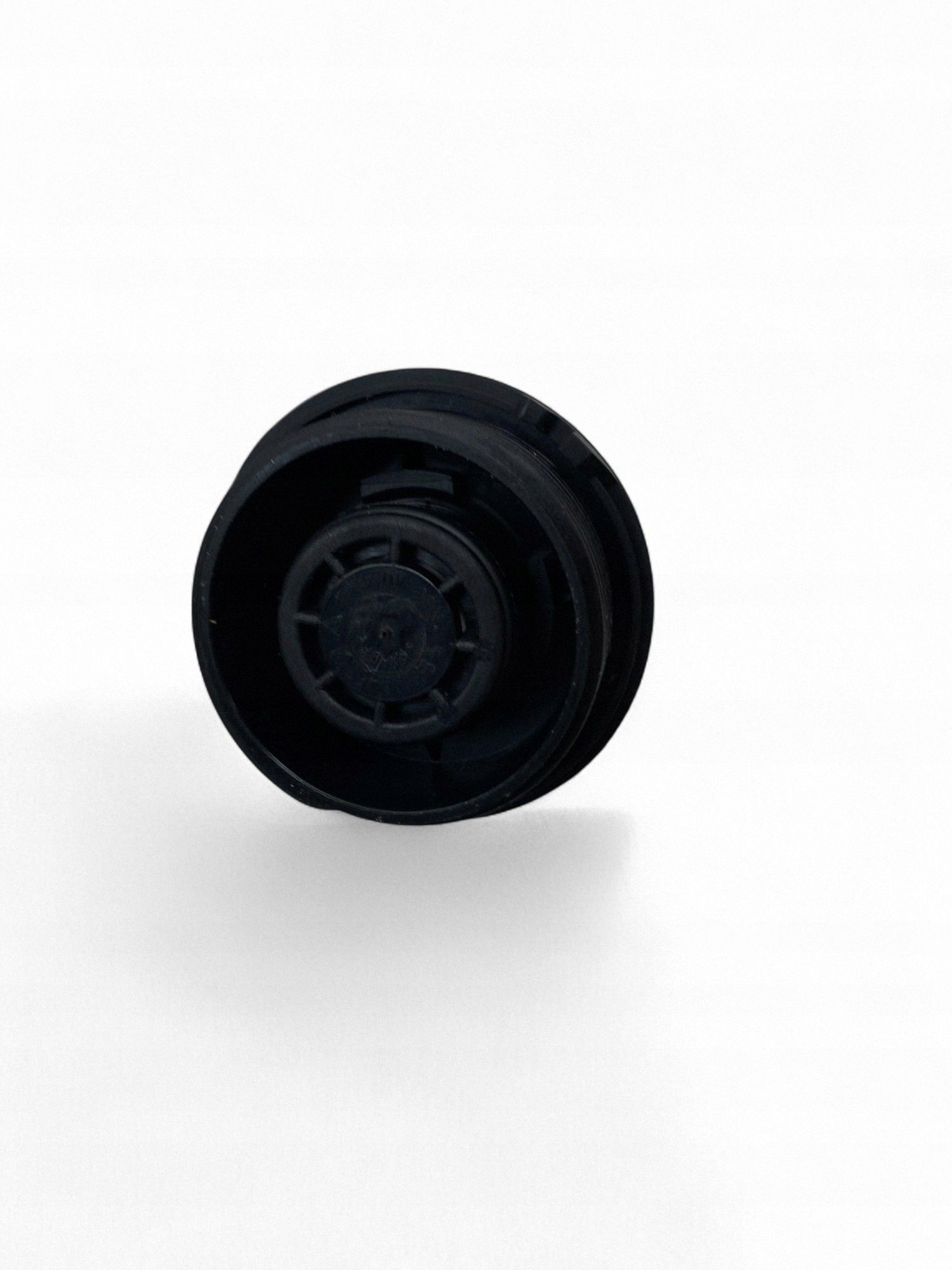 Peça compartimento motor Porsche OEM 99110645701 image 4