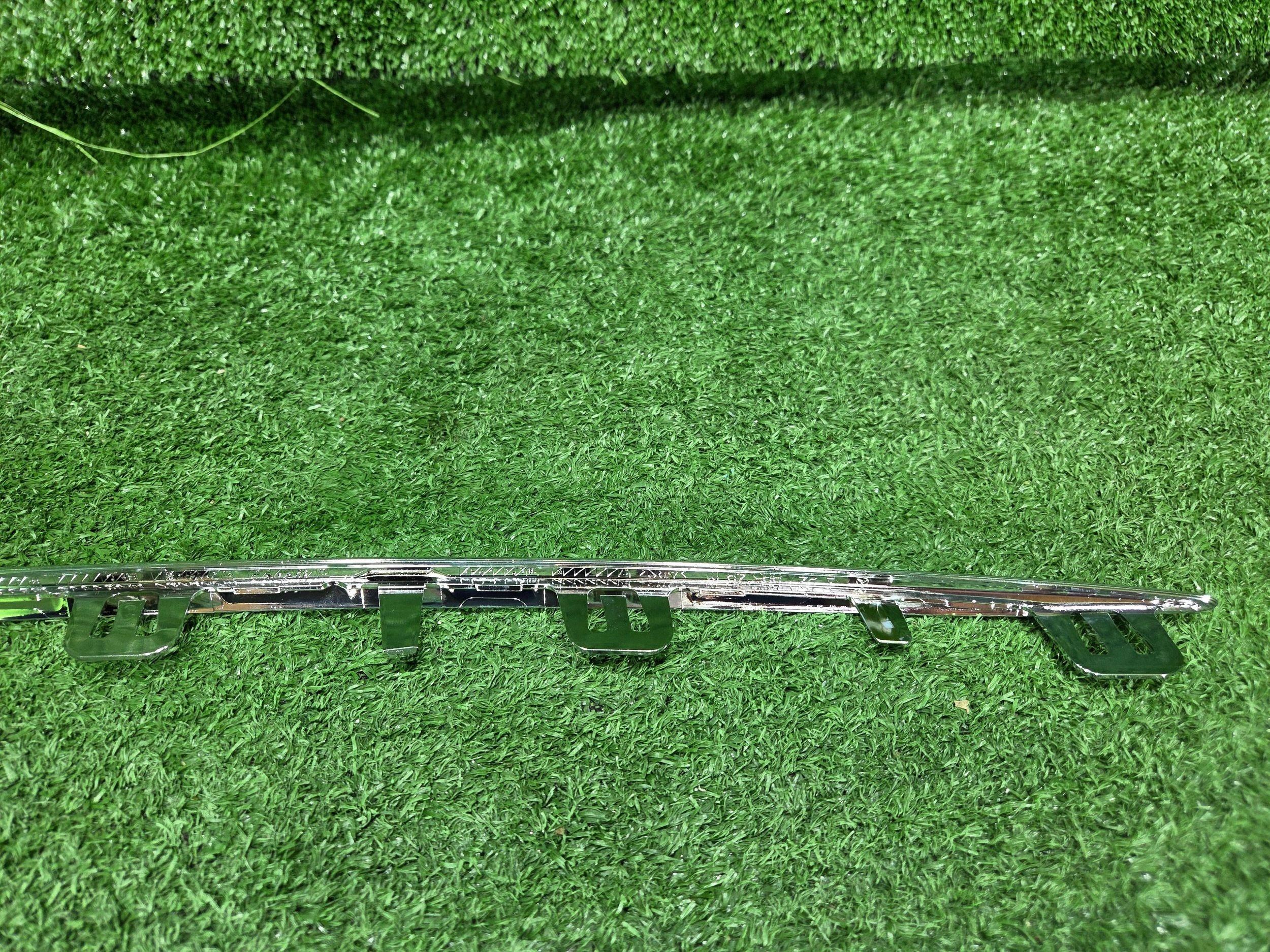 Mercedes B-Klasse W246 Frontstoßstangenzierleiste OEM A2478854801 image 8