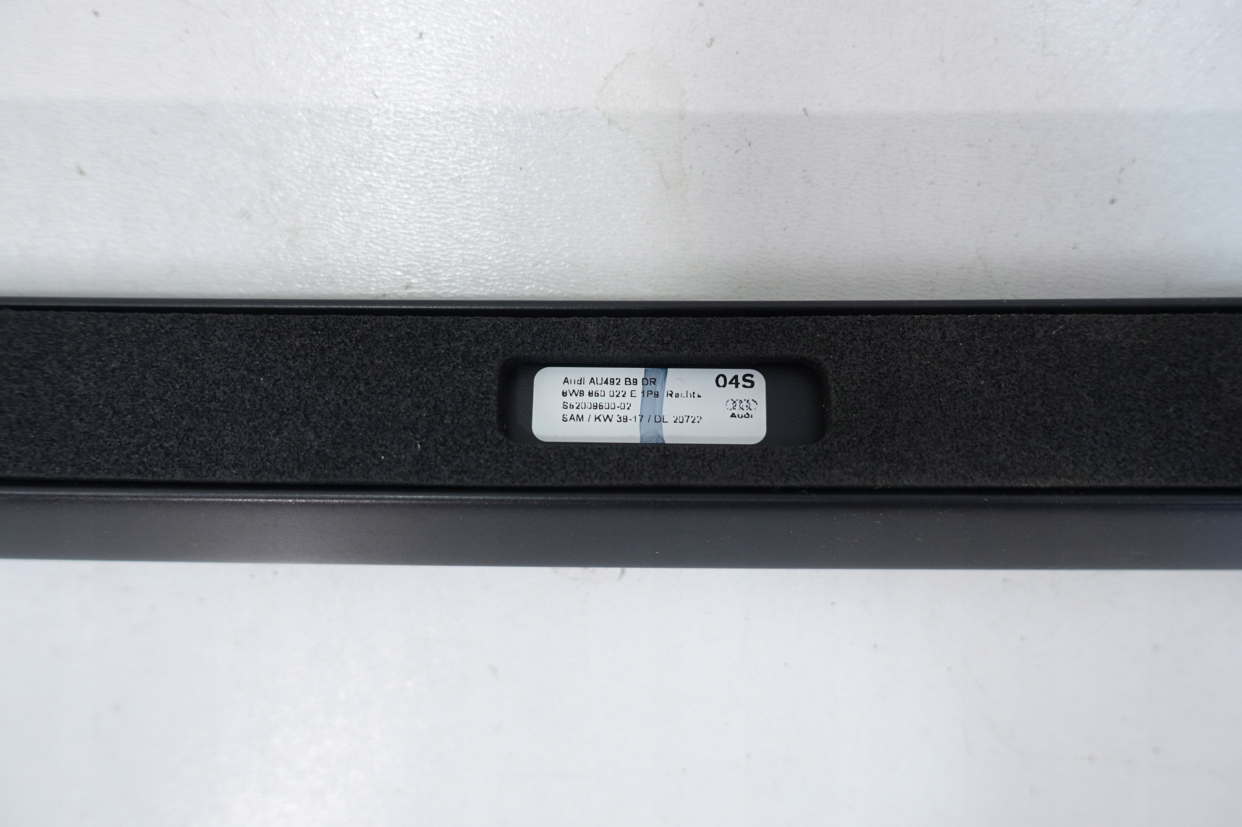 Carril teto direito Audi A5 B9 II OEM 8W8860022E image 8