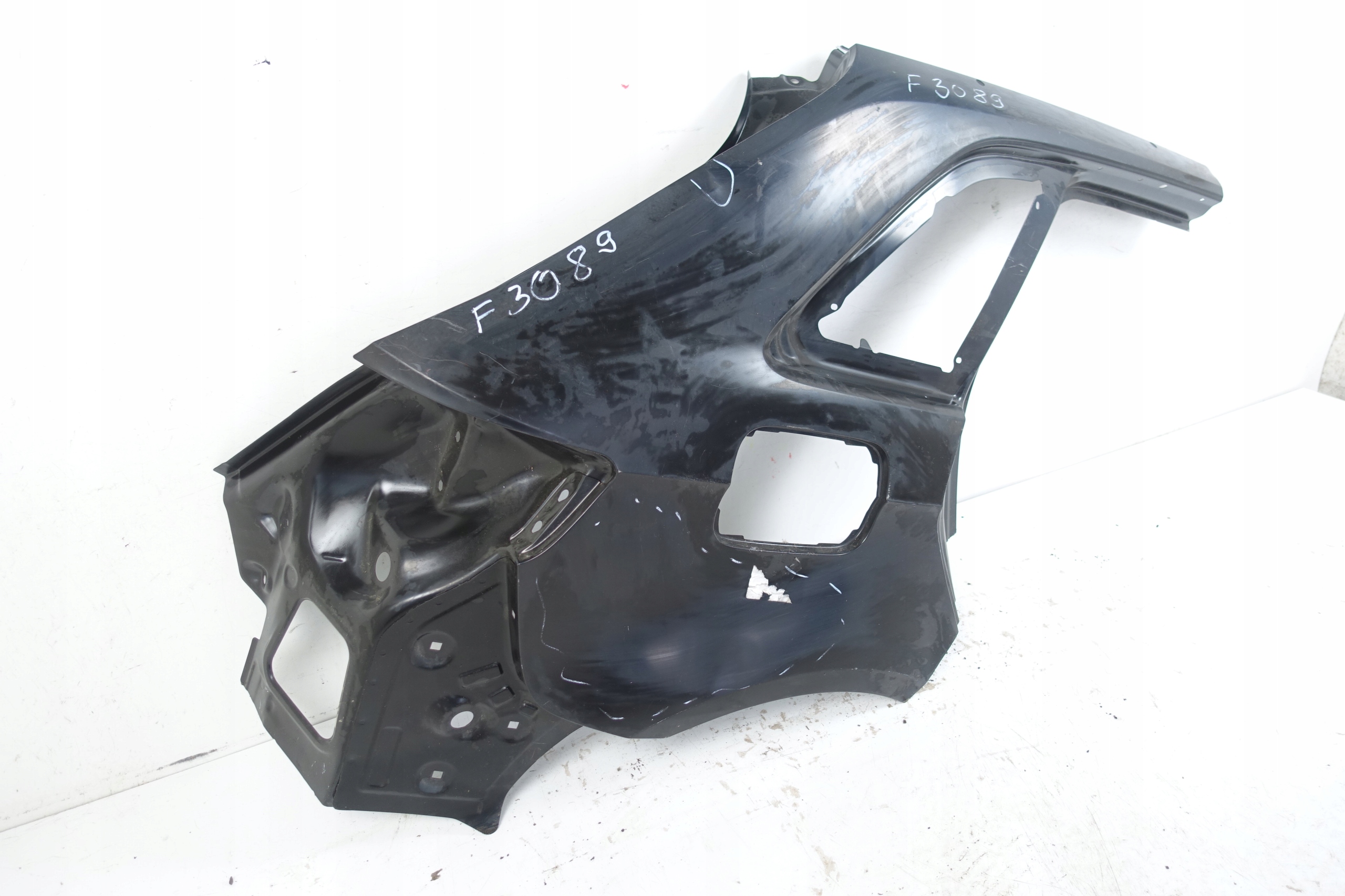 Para-lamas traseiro direito Audi A3 8V OEM 8V4809838C image 3