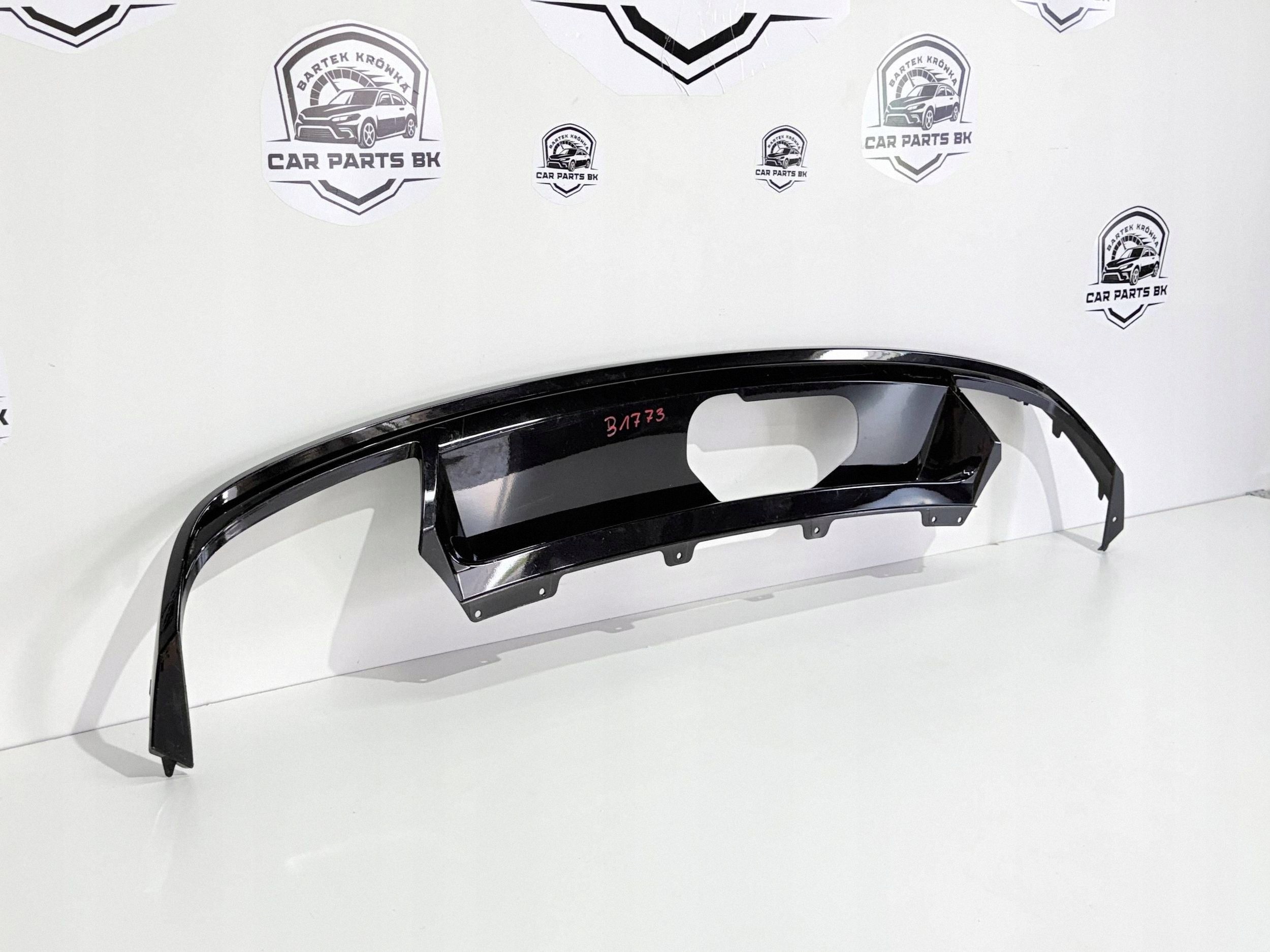 Spoiler Traseiro Skoda Octavia IV VRS OEM 5E7807521E image 3