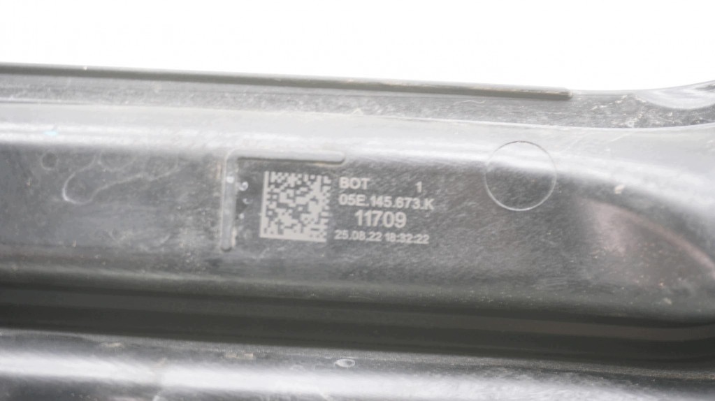 Guide d'admission d'air OEM 05E145673K - Volkswagen OE d'occasion image 7