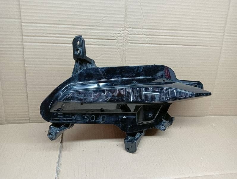 Kia Ceed III Lift Halogen LED DRL Höger 92202-J7500 image 2