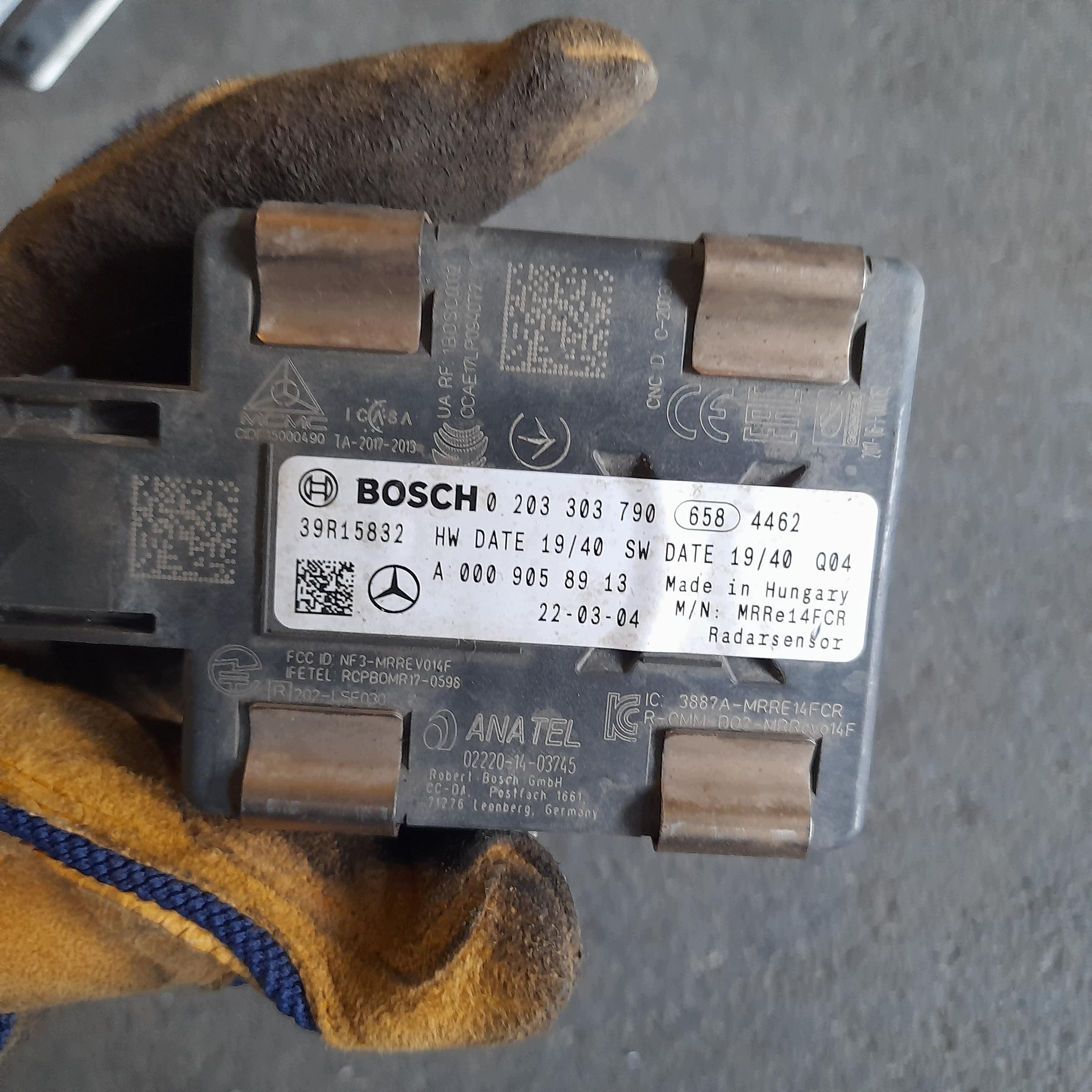 Radar Distronic Mercedes OEM A0009058913 Usado image 5