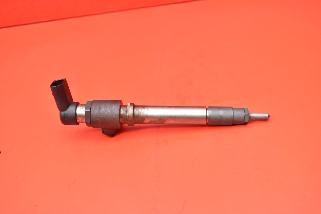 Injector 5U3Q-9K546-AA para Jaguar XF X250 - Usado image 8