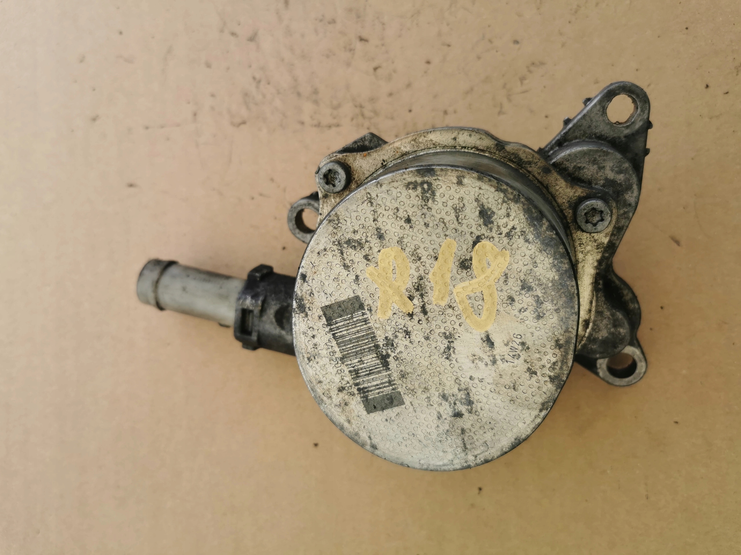 Tyhjiöpumppu OEM 146508418R Nissan Navaralle 2.3L