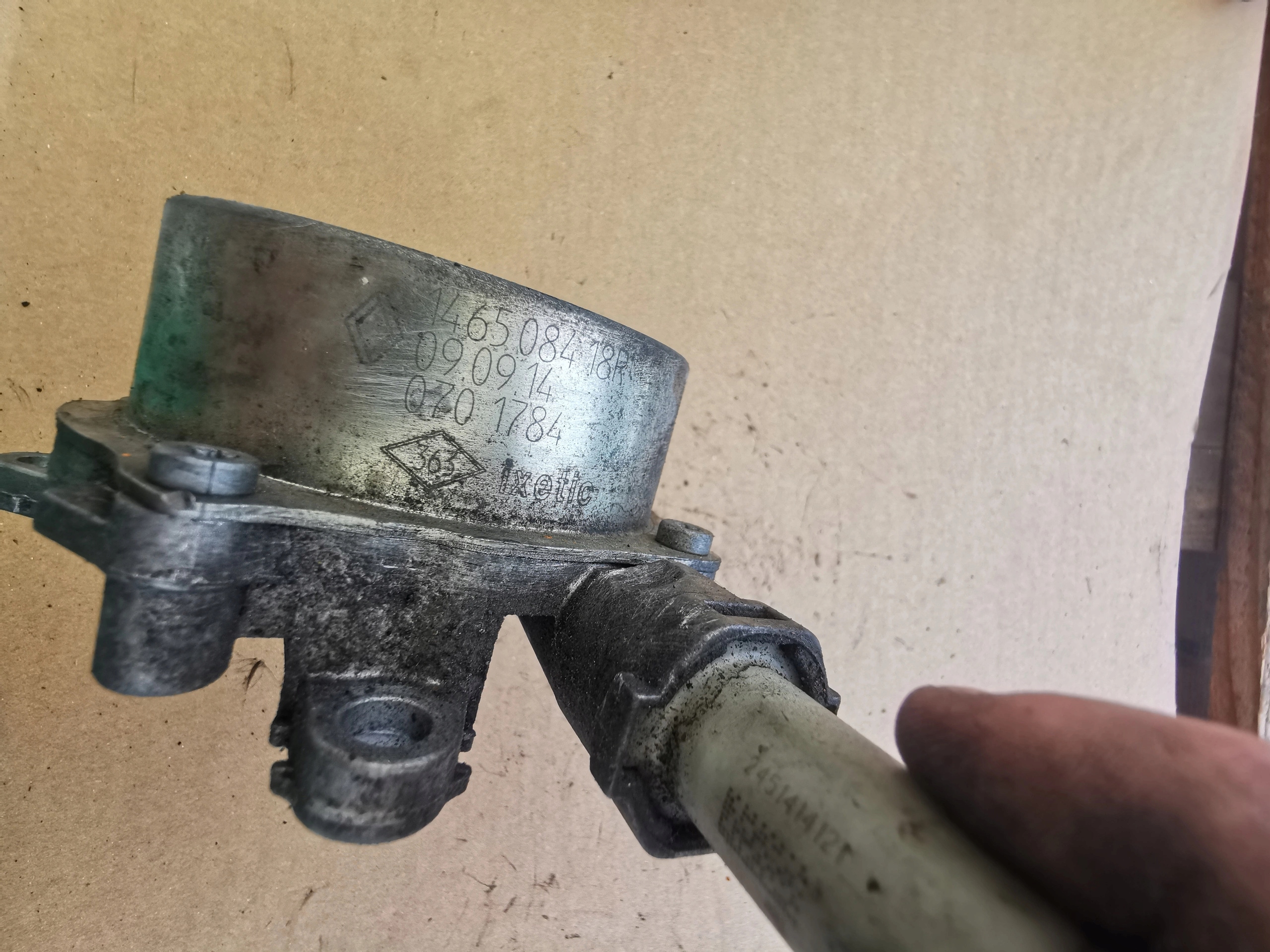 Bomba de vacío OEM 146508418R para Nissan Navara 2.3L image 3