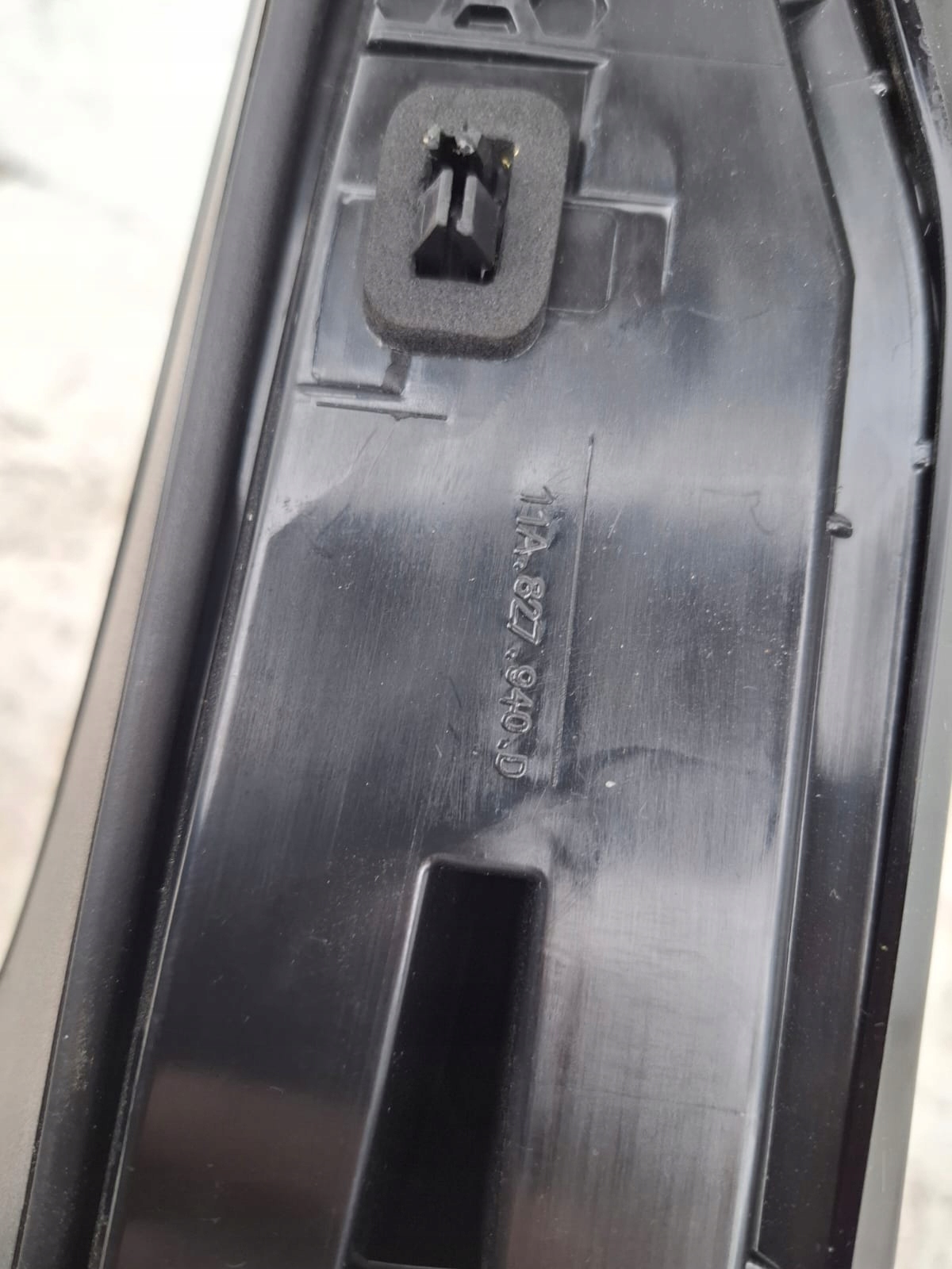 VW Kofferraumdeckel-Abdeckung OEM 11A827940D - Gebraucht image 4